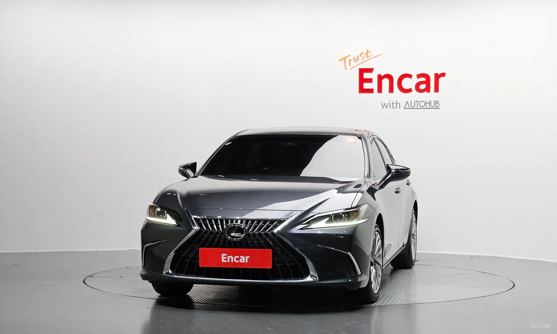 Lexus ES300h 7th Generation превью 3