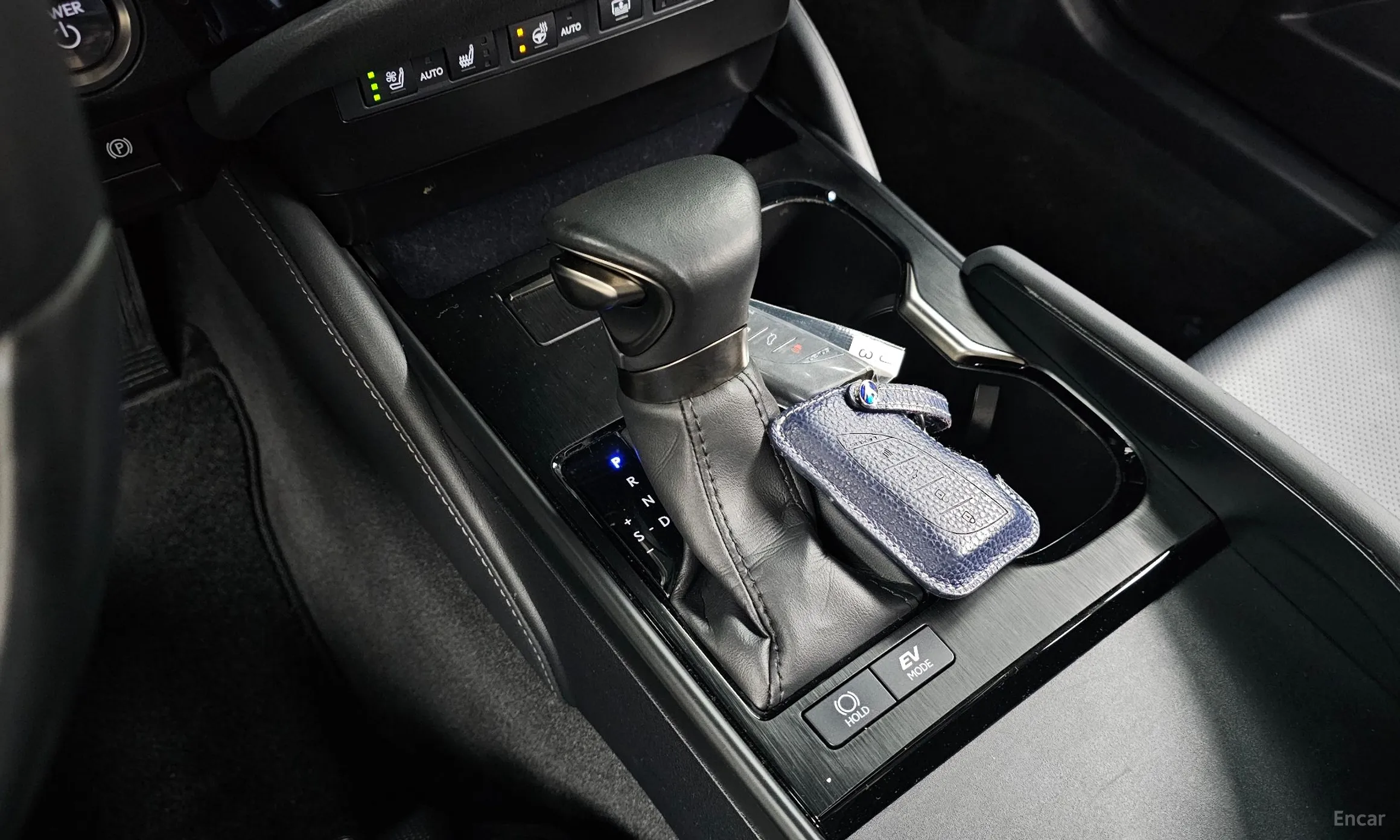 Lexus ES300h 7th Generation превью 9