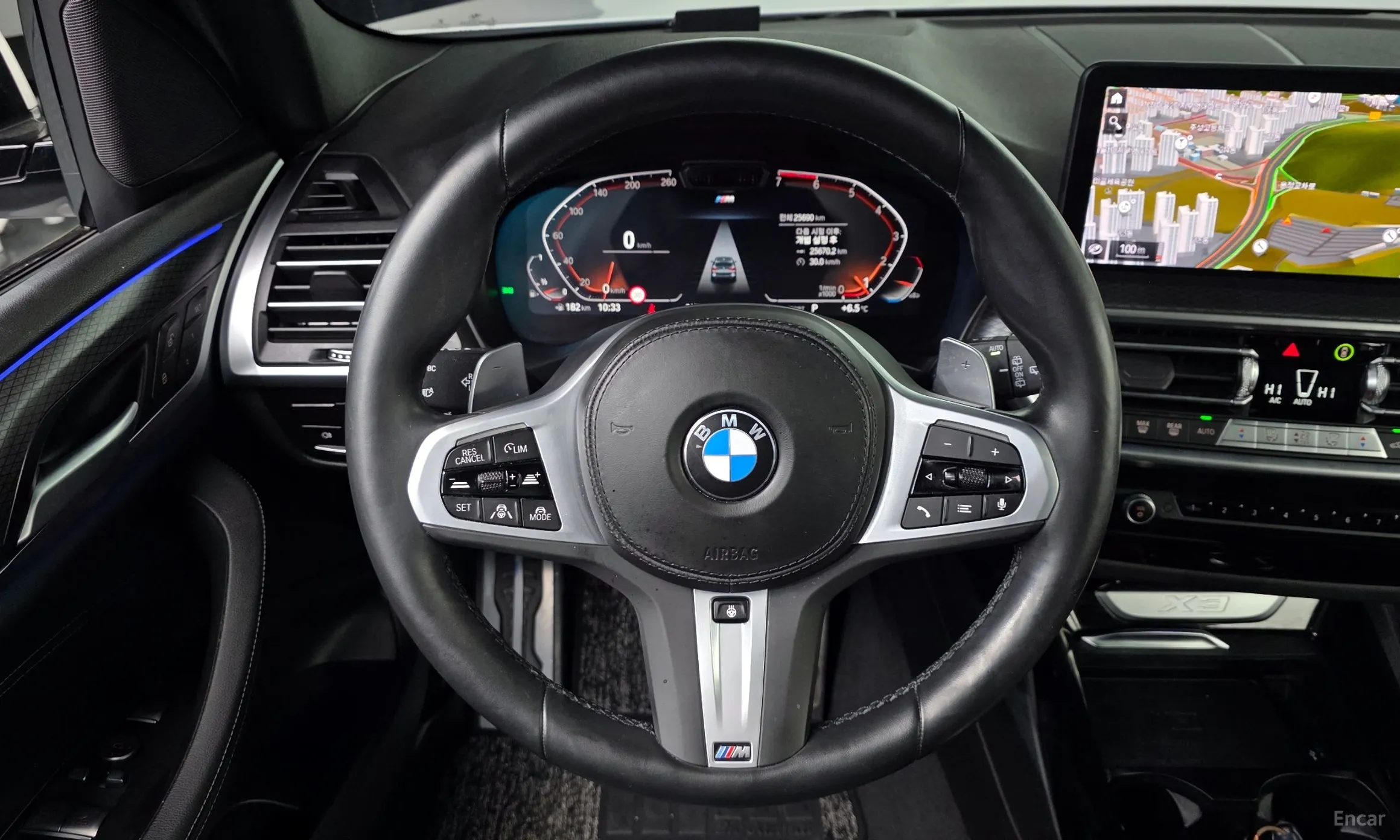BMW X3 (G01) превью 16