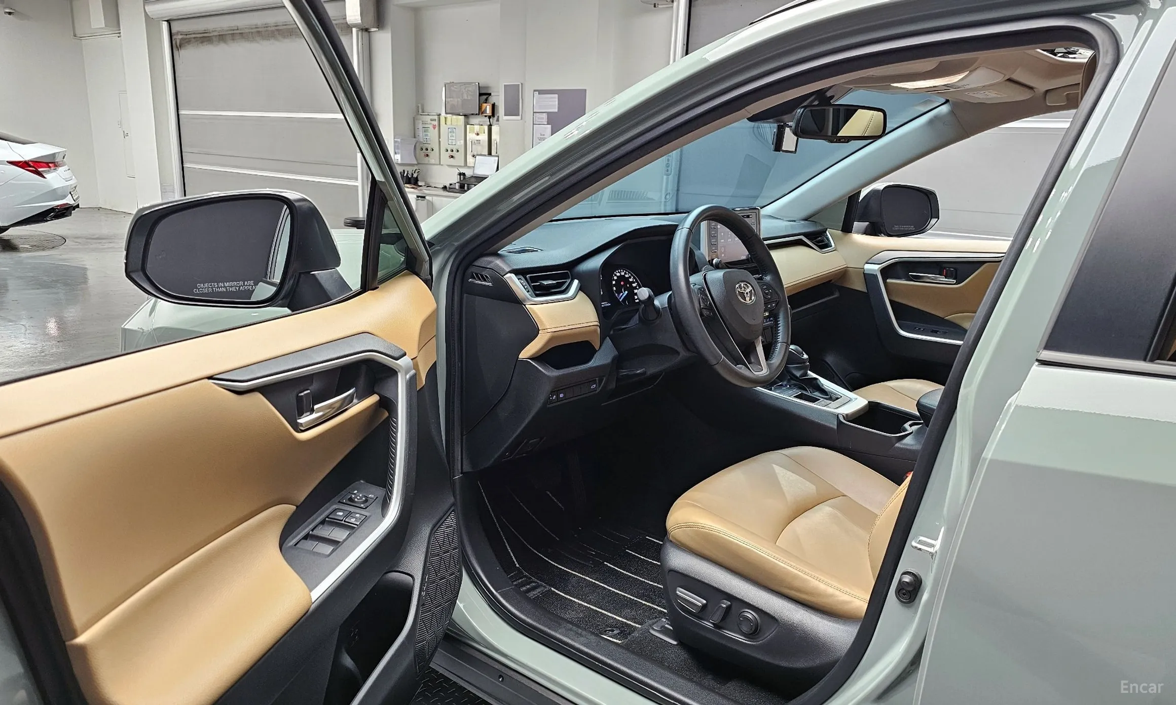 Toyota RAV4 5th Generation превью 10