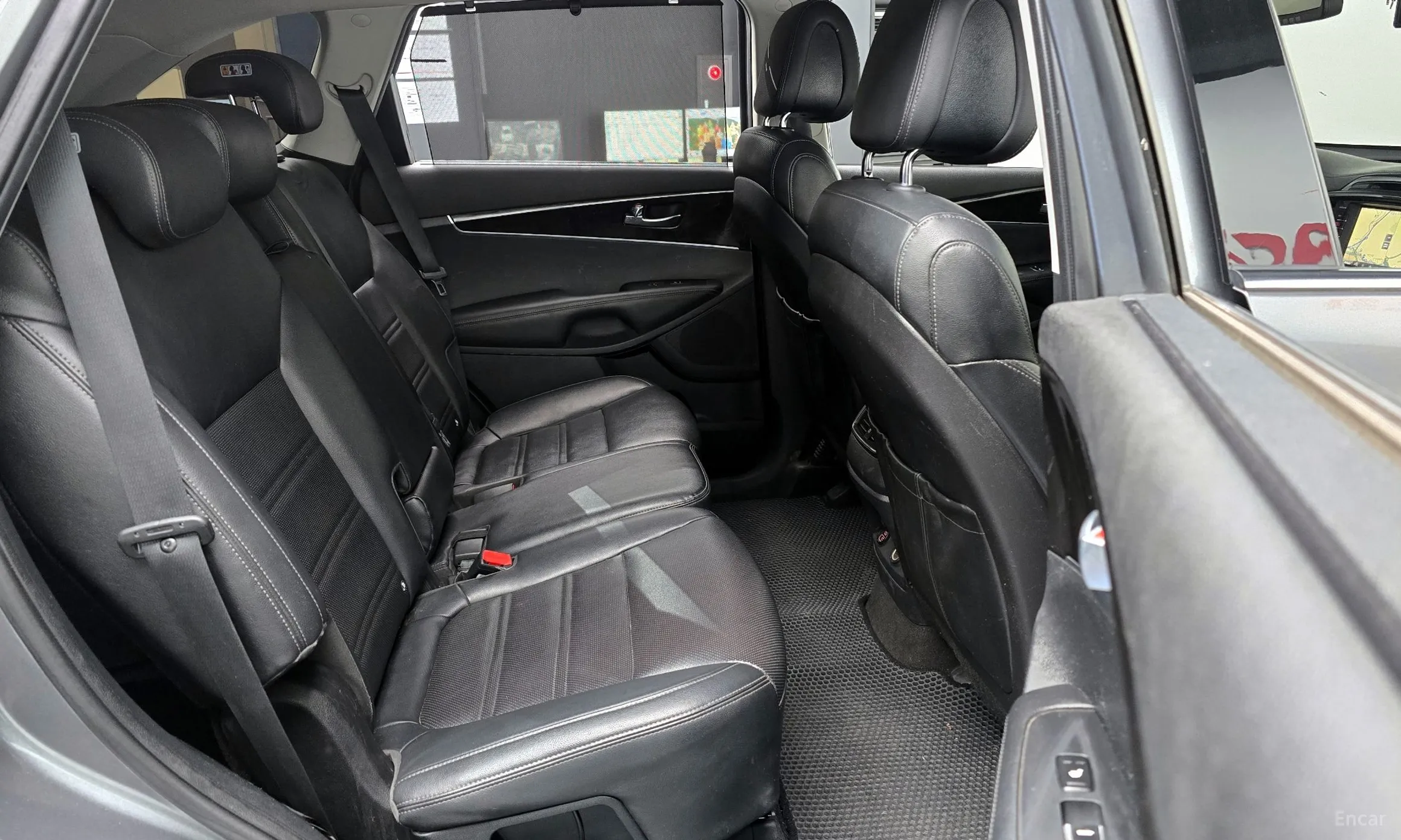 Kia Sorento превью 12