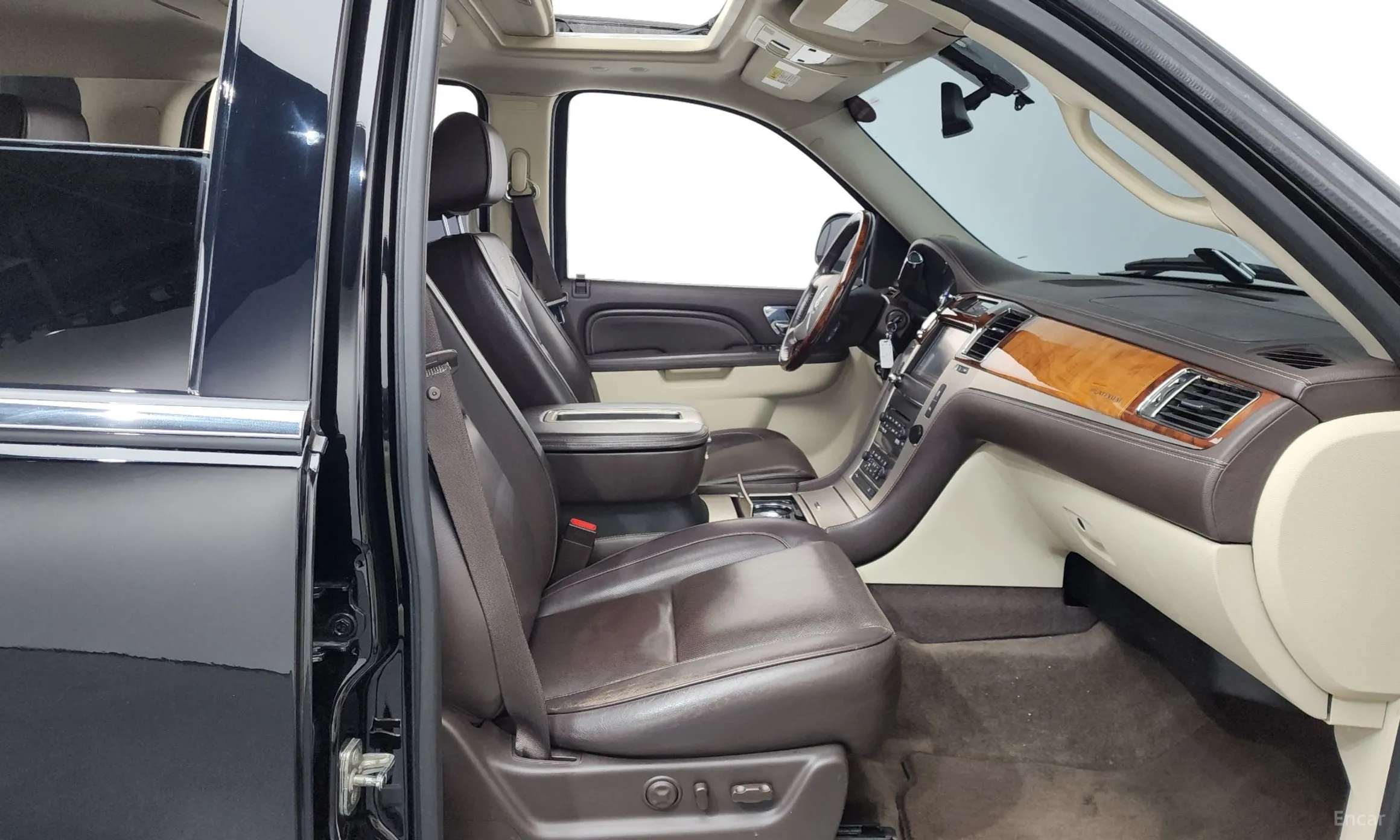 Cadillac Escalade превью 11