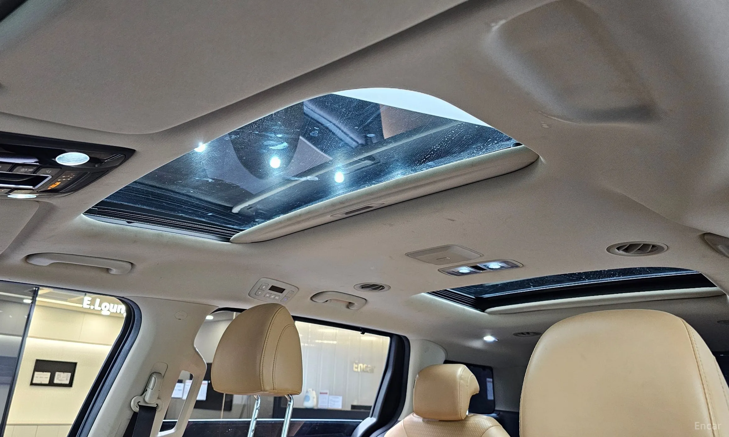 Kia Carnival Gen 4 превью 19
