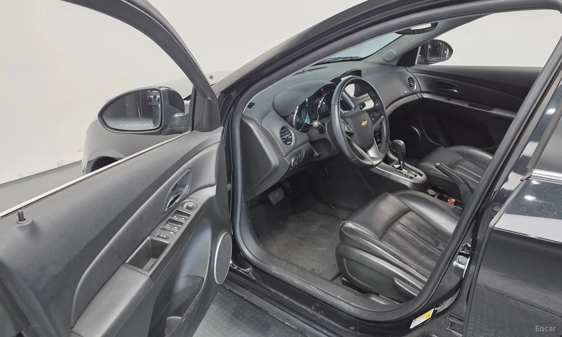 Chevrolet (GM Daewoo) Cruze превью 11