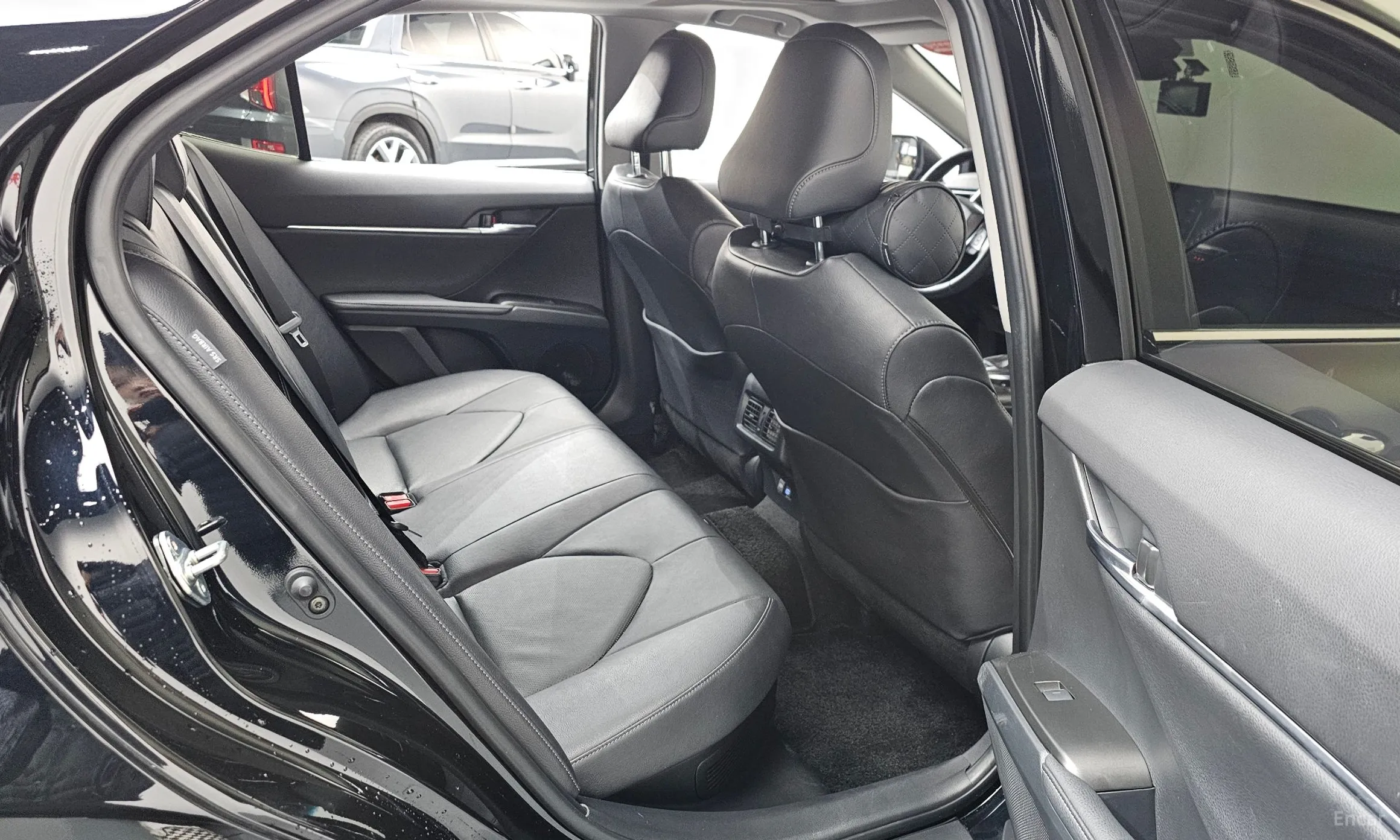 Toyota Camry (XV70) превью 12