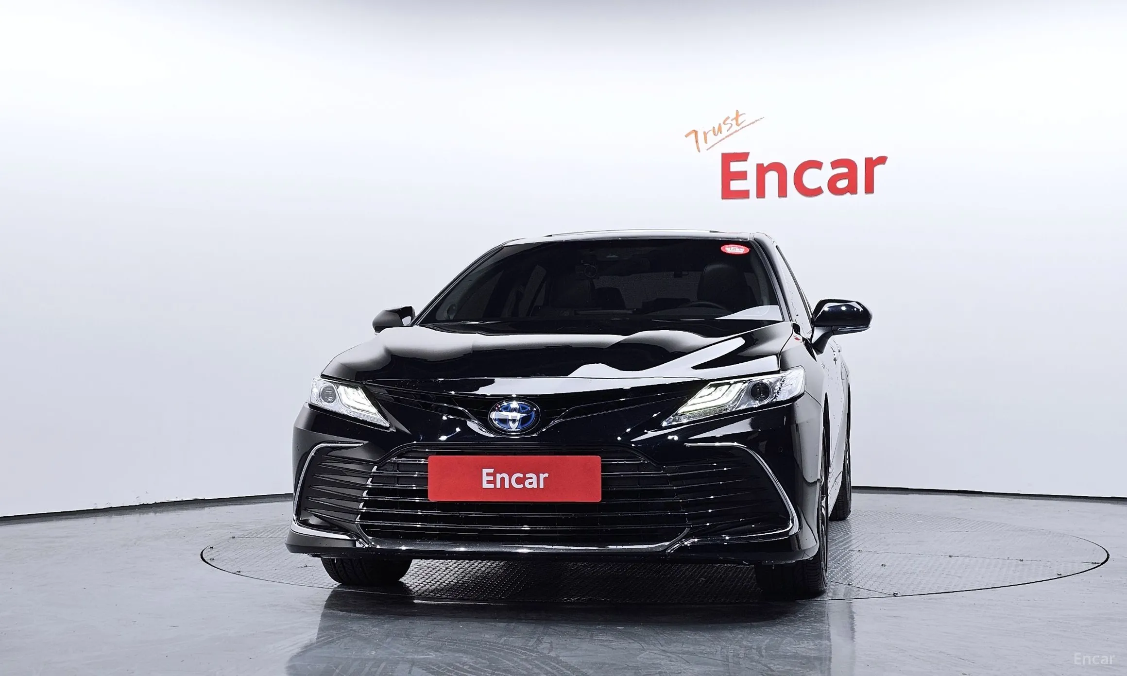 Toyota Camry (XV70) превью 3