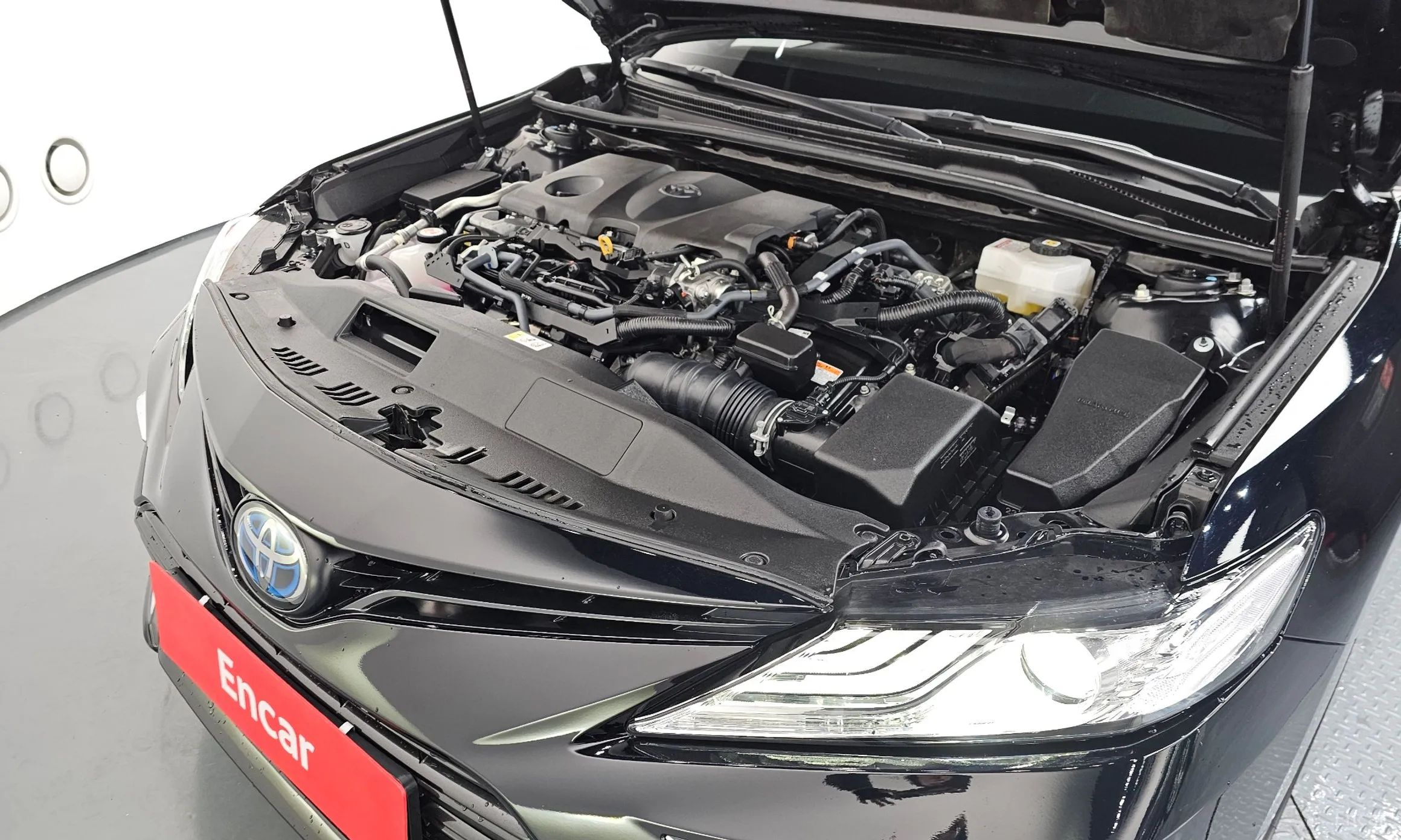 Toyota Camry (XV70) превью 6