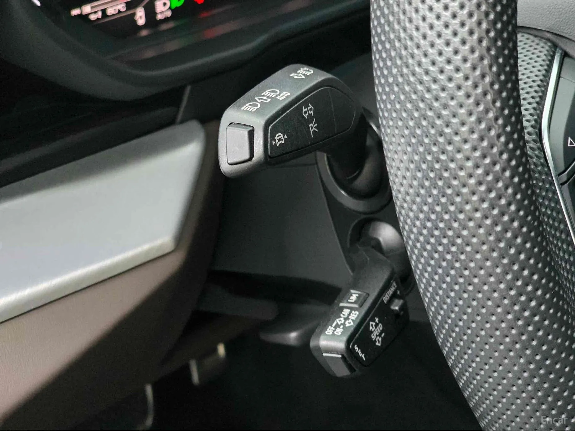 Lamborghini Urus превью 17
