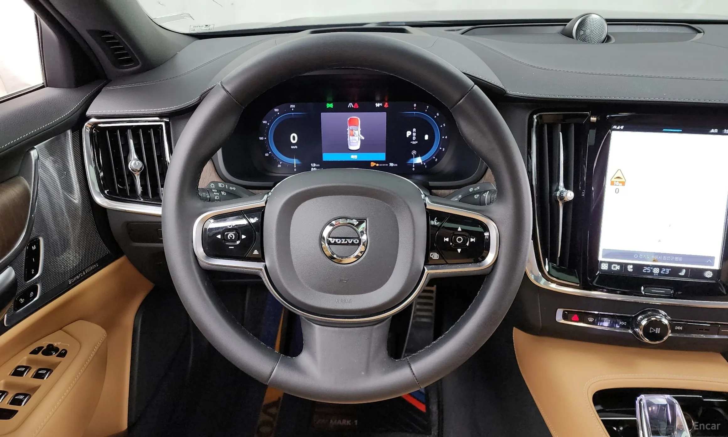 Volvo S90 превью 13