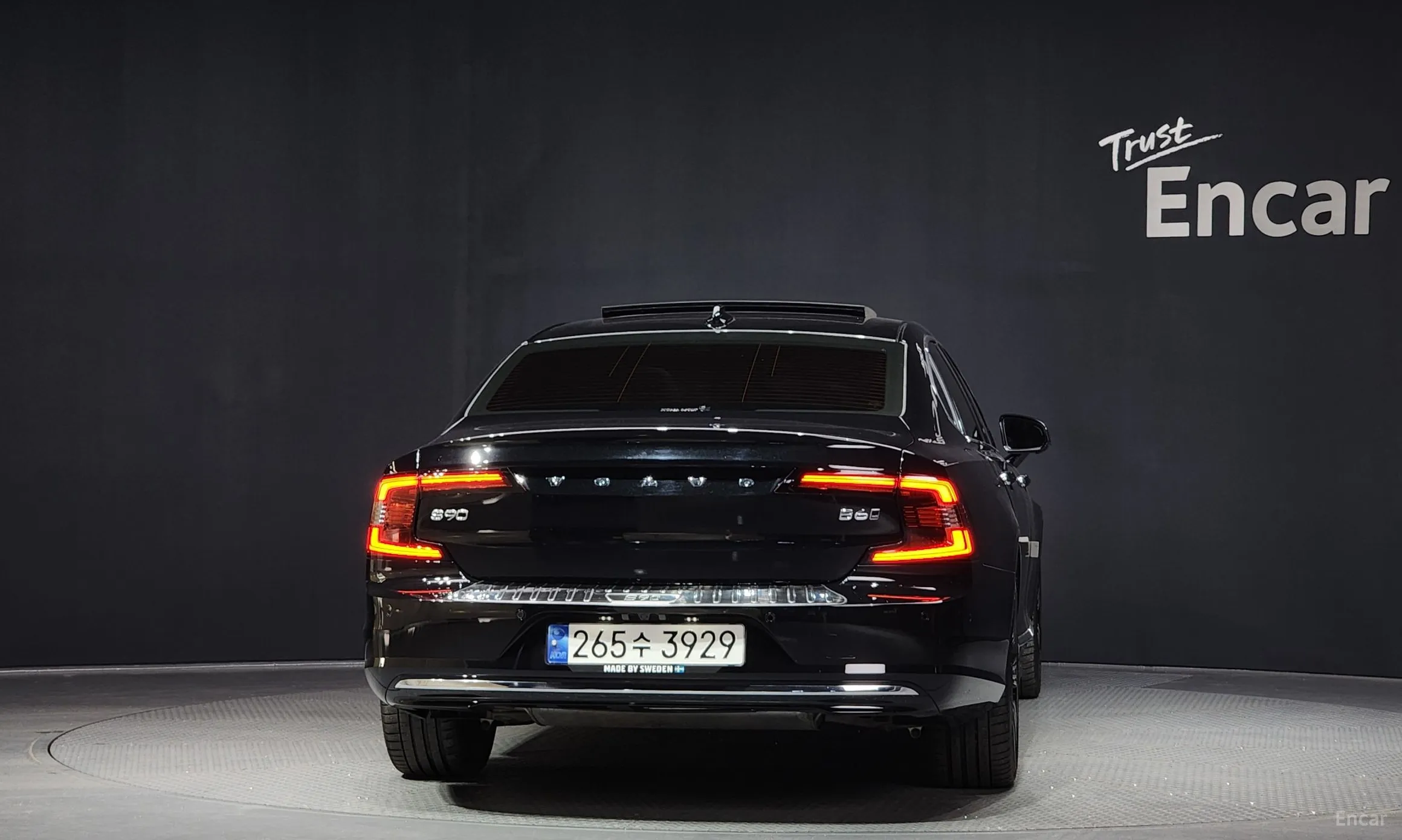 Volvo S90 превью 4