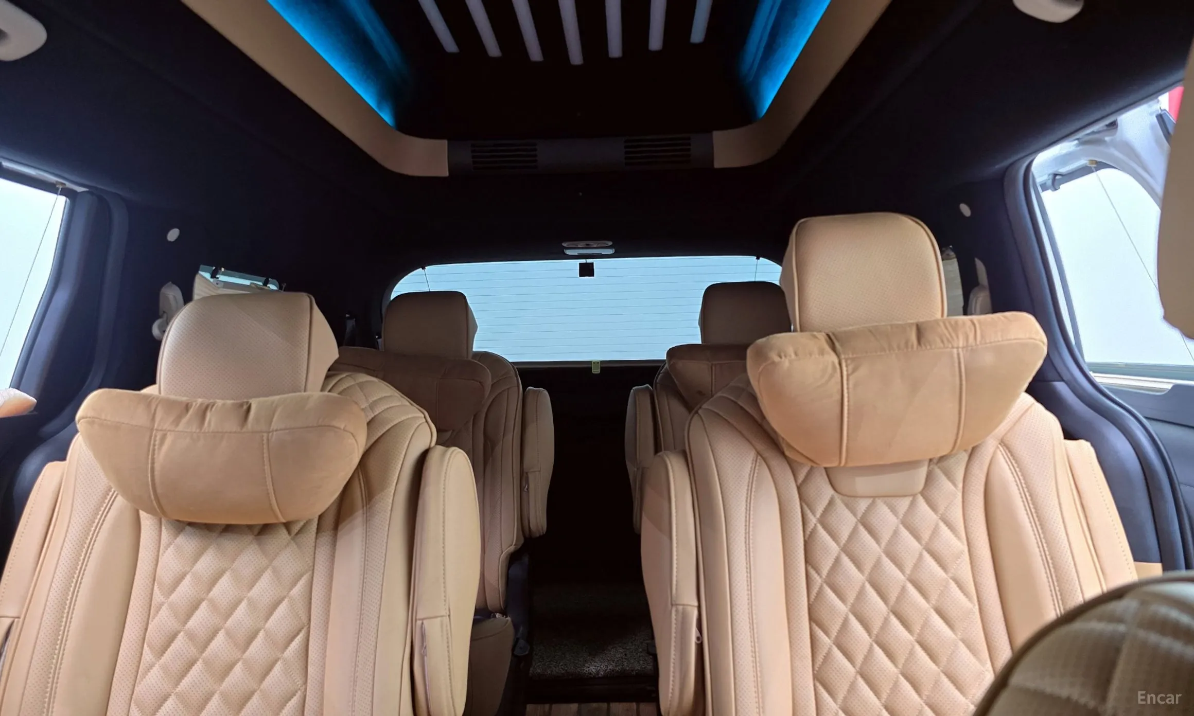 Kia Carnival Gen 4 превью 18