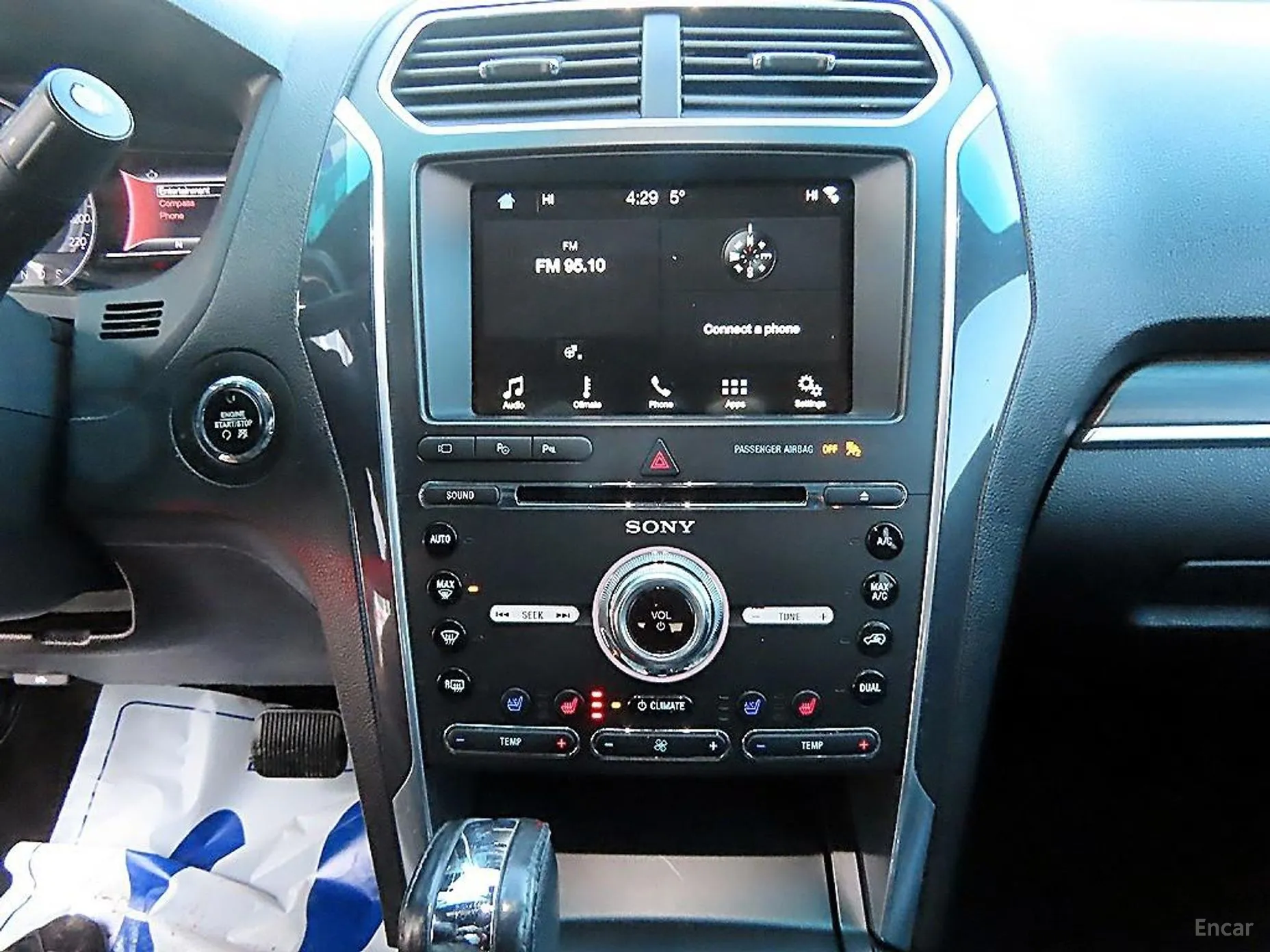 Ford Explorer превью 12