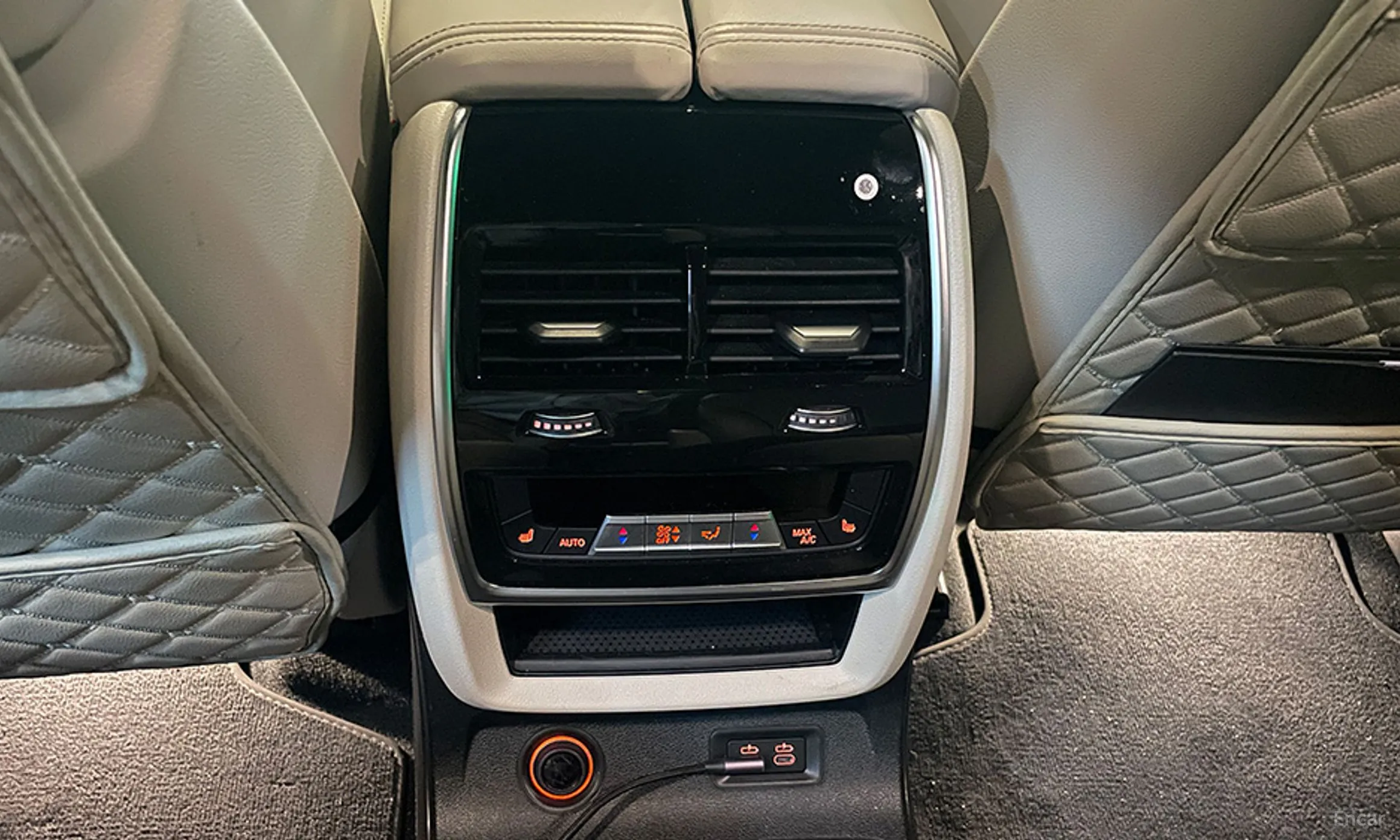 BMW X7 (G07) превью 14