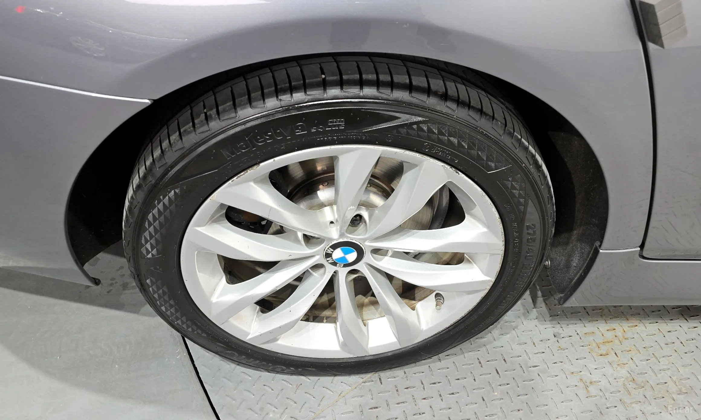 BMW 5 Series (F10) превью 5