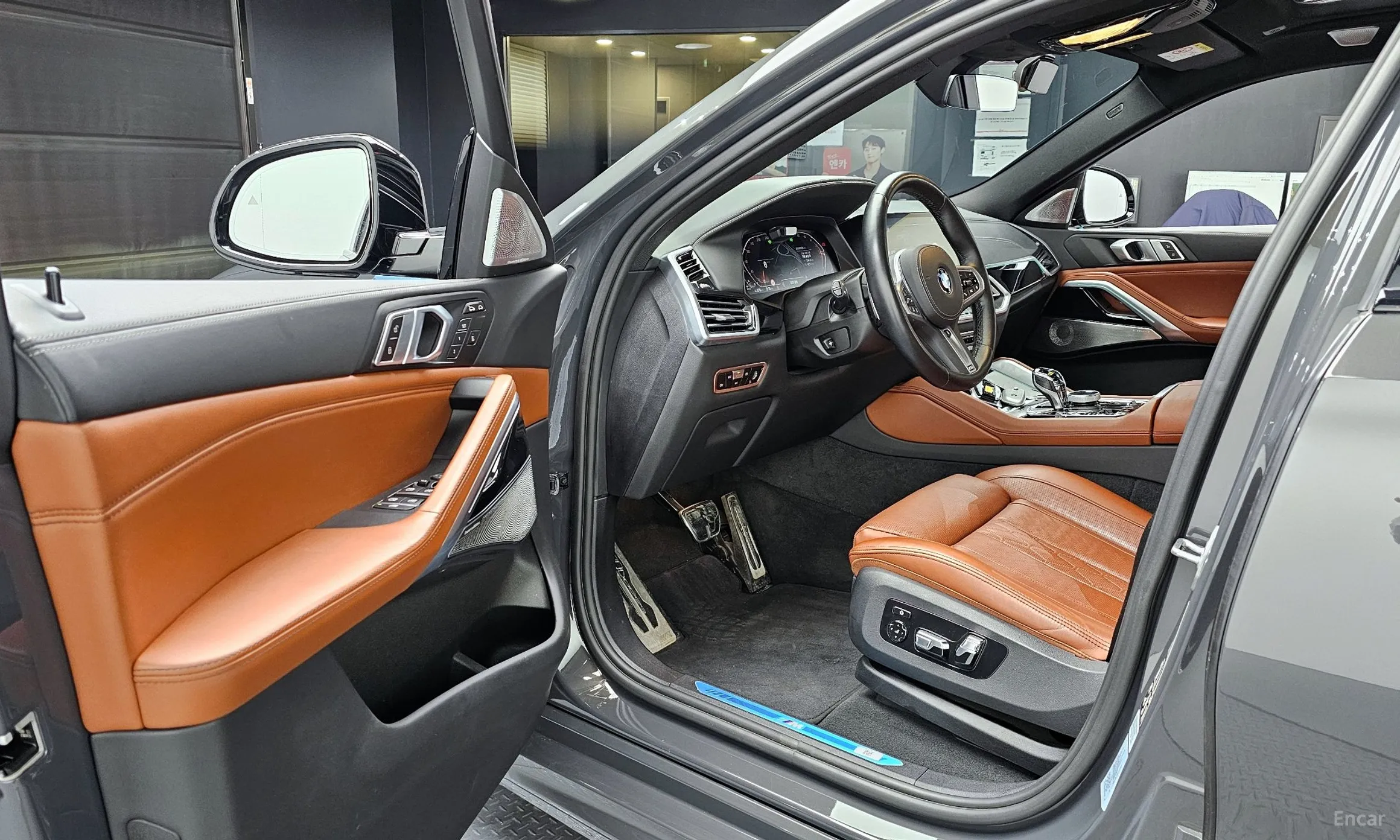 BMW X6 (G06) превью 12