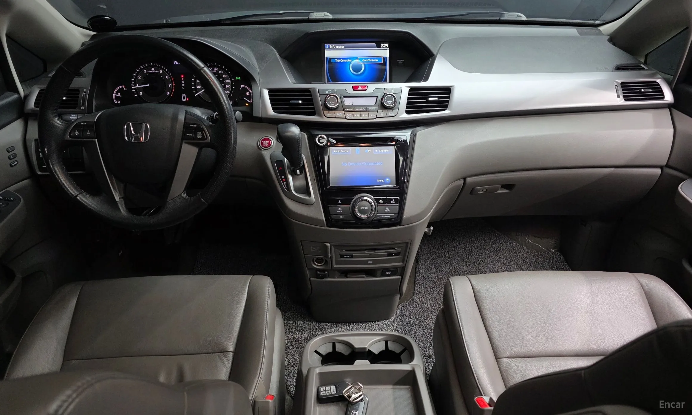 Honda Odyssey превью 7