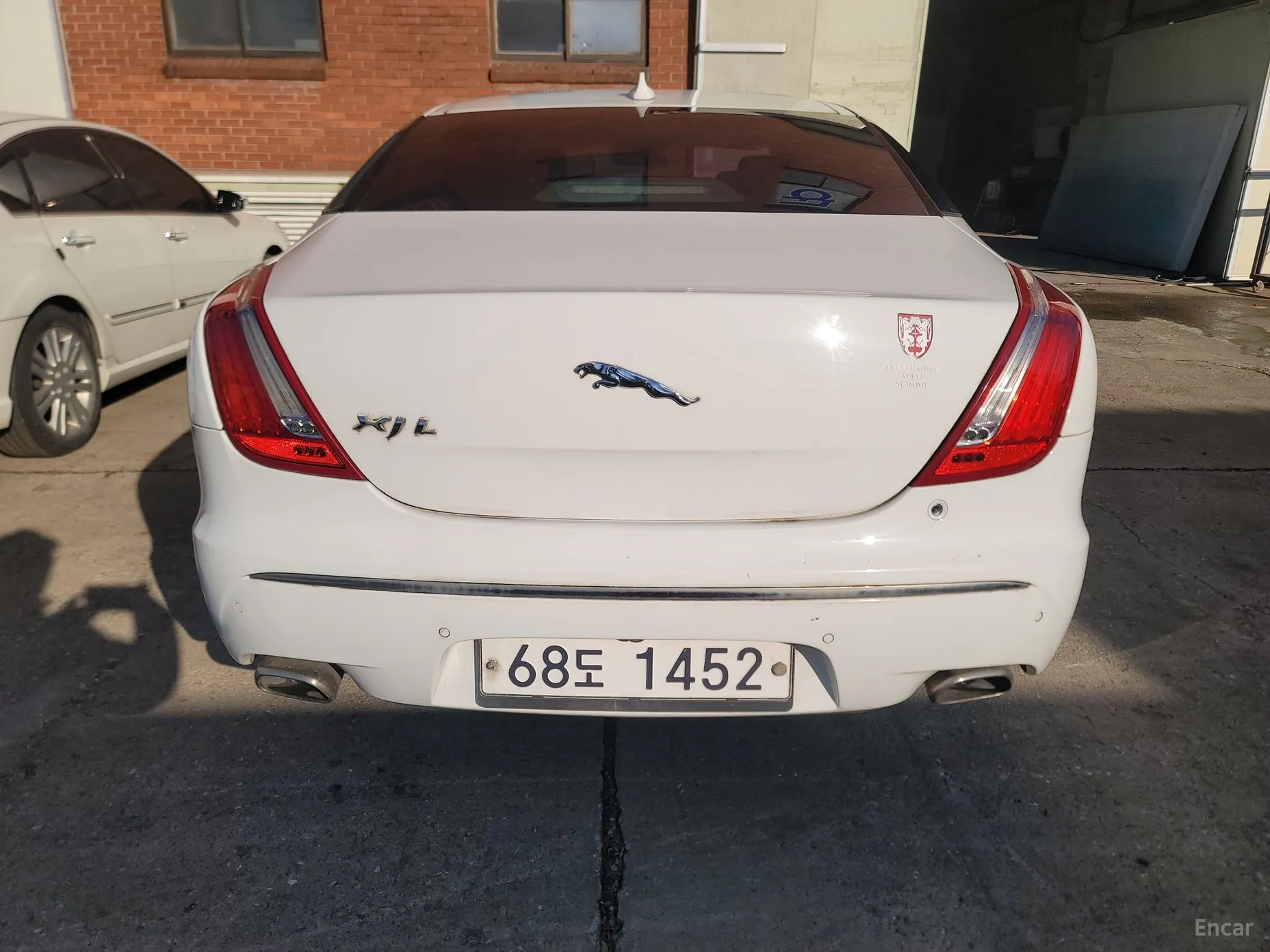 Jaguar All New XJ превью 6