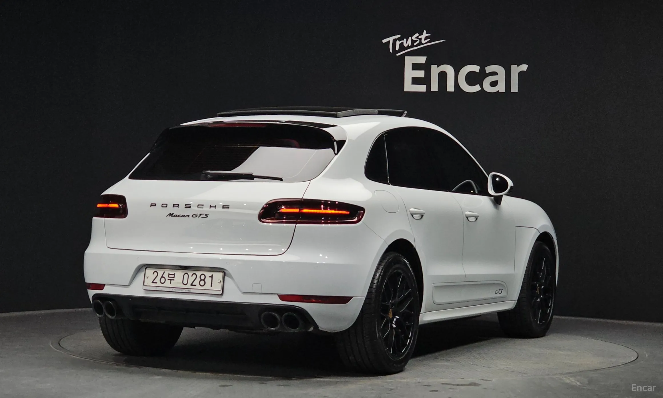 Porsche Macan превью 2