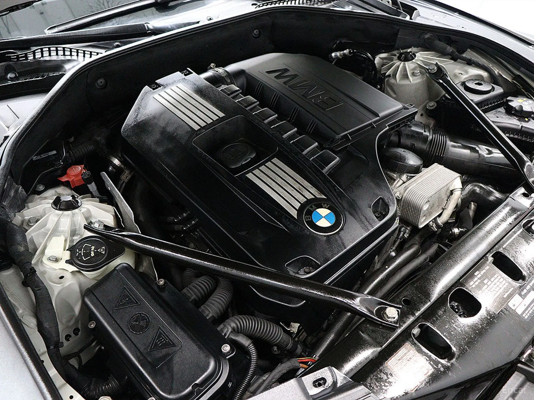 BMW 7 Series (F01) превью 6