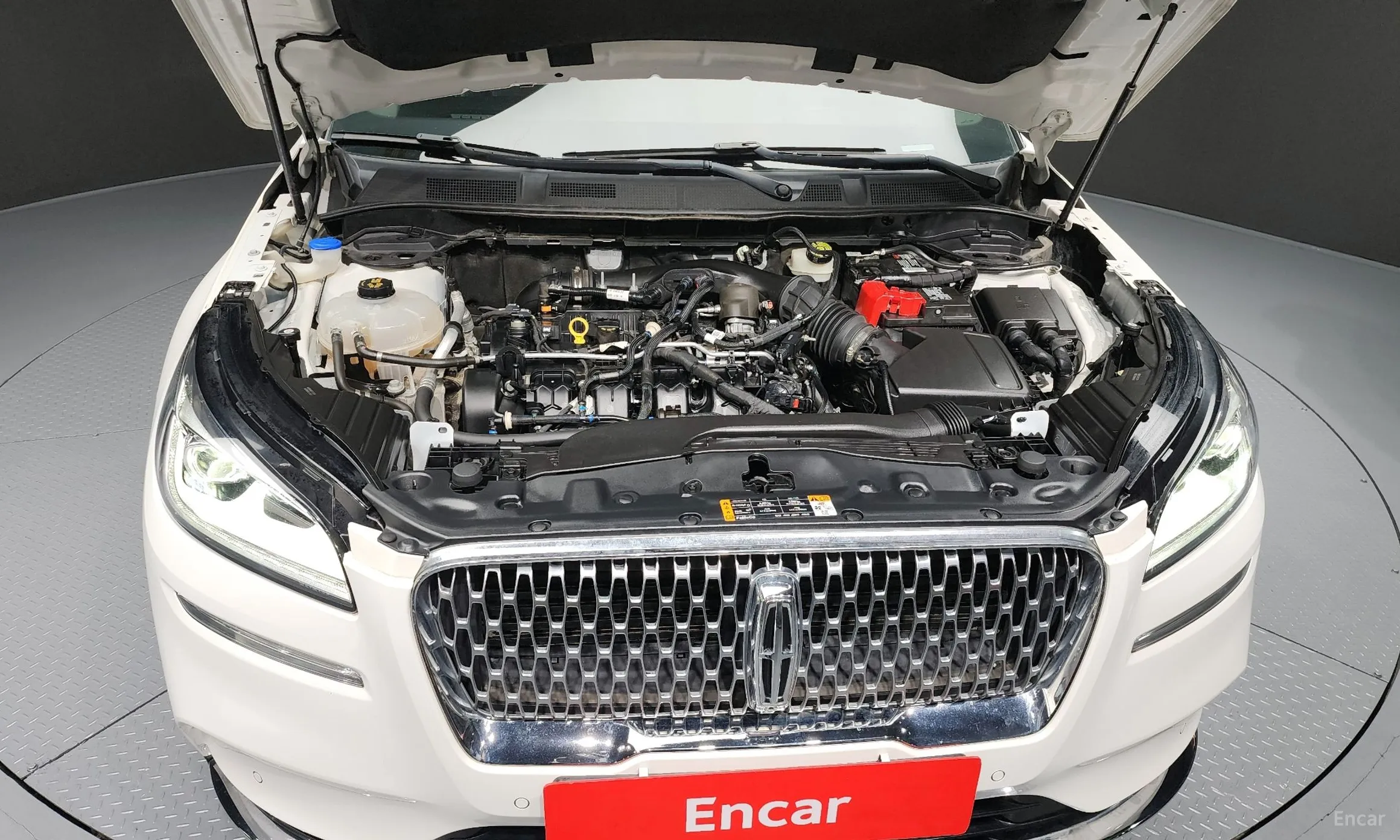 Lincoln Corsair превью 6