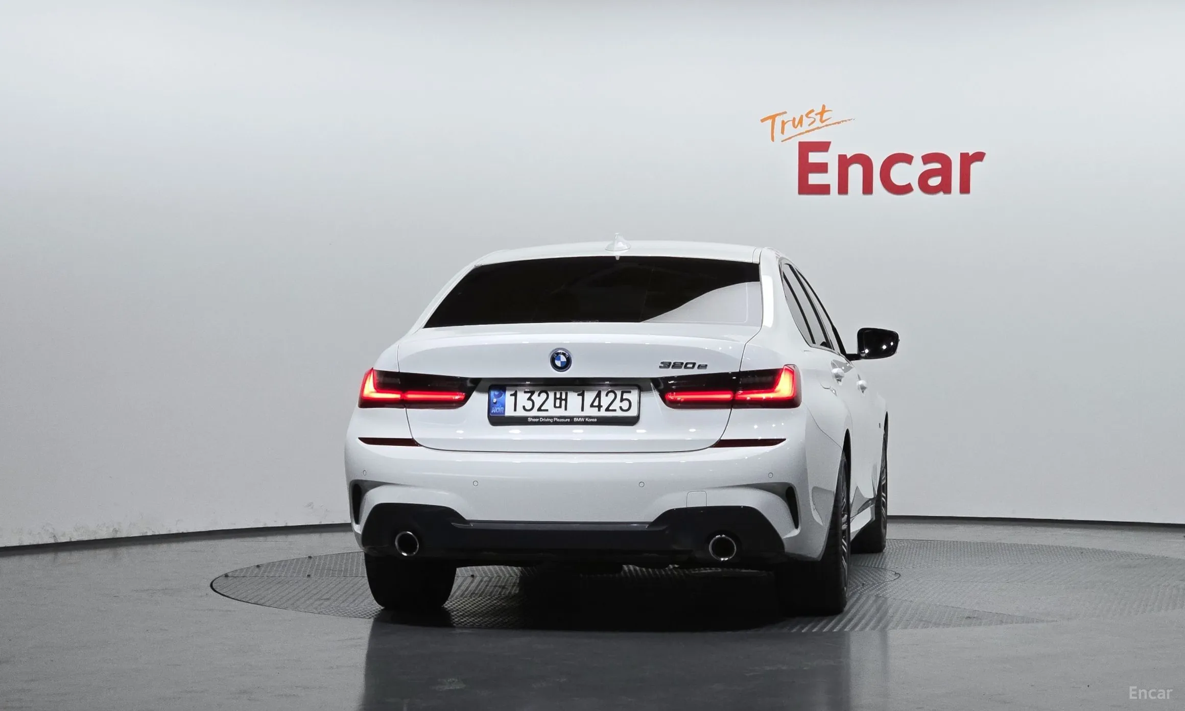 BMW 3 Series (G20) превью 4