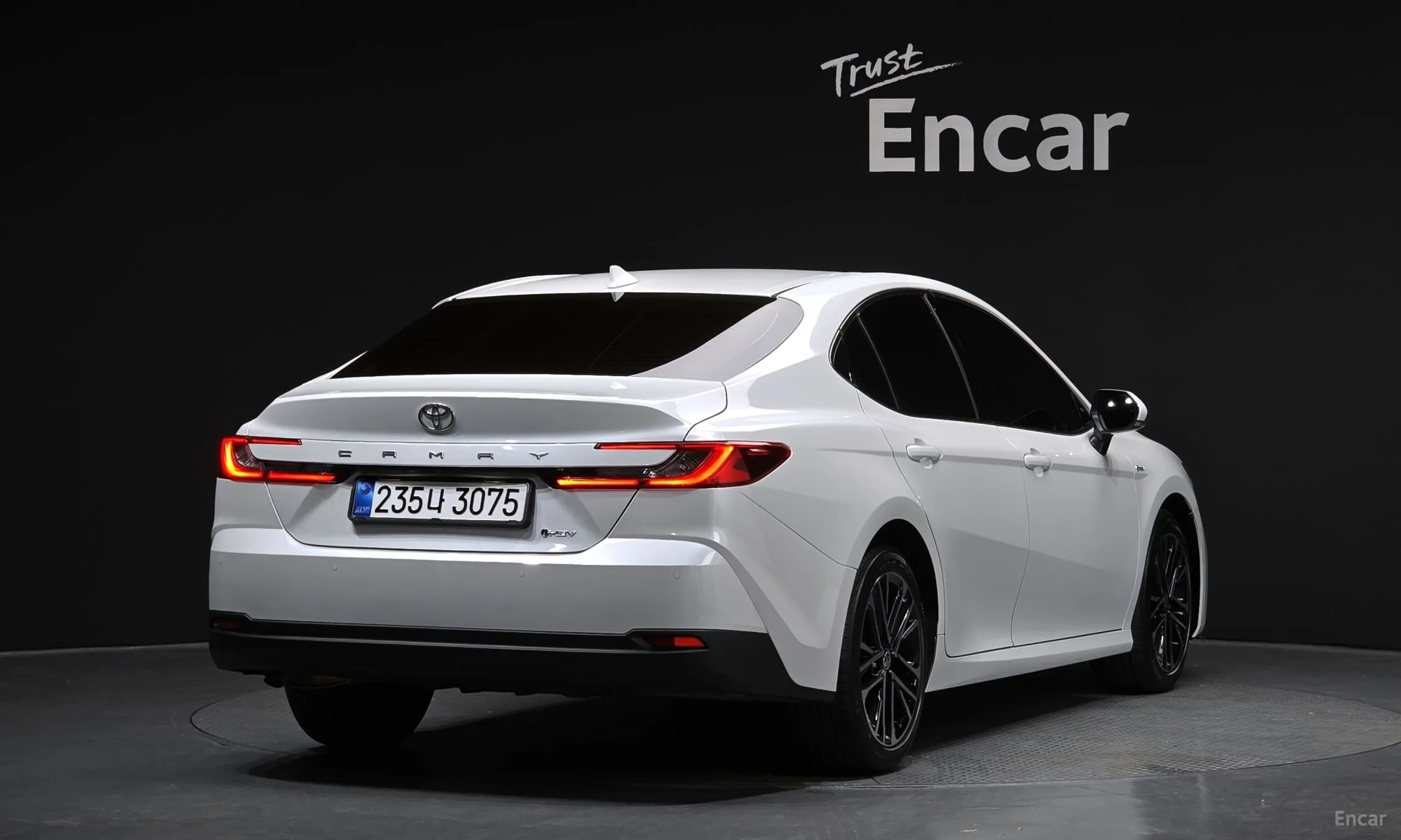 Toyota Camry (XV80) превью 2