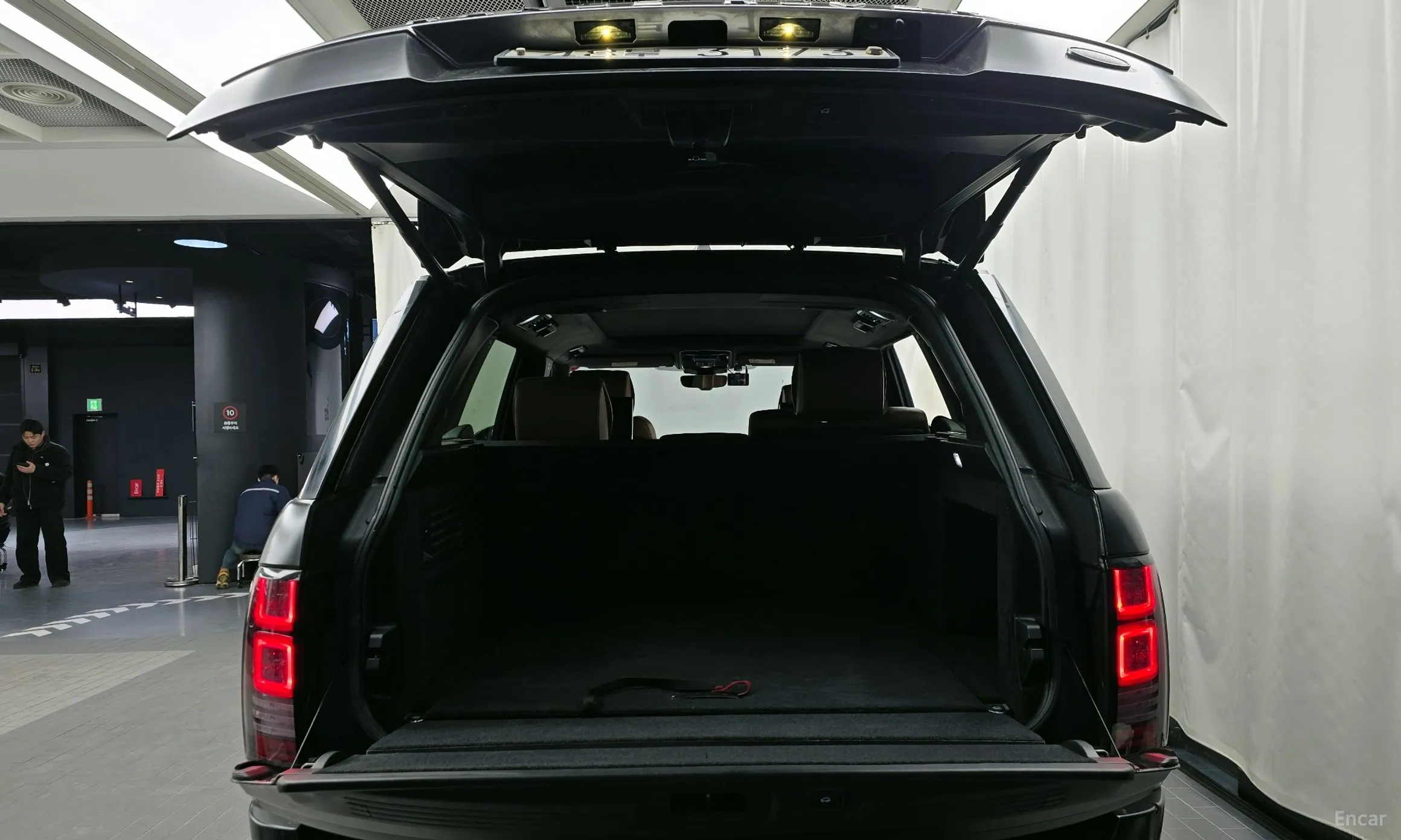 Land Rover Range Rover 4th Generation превью 20
