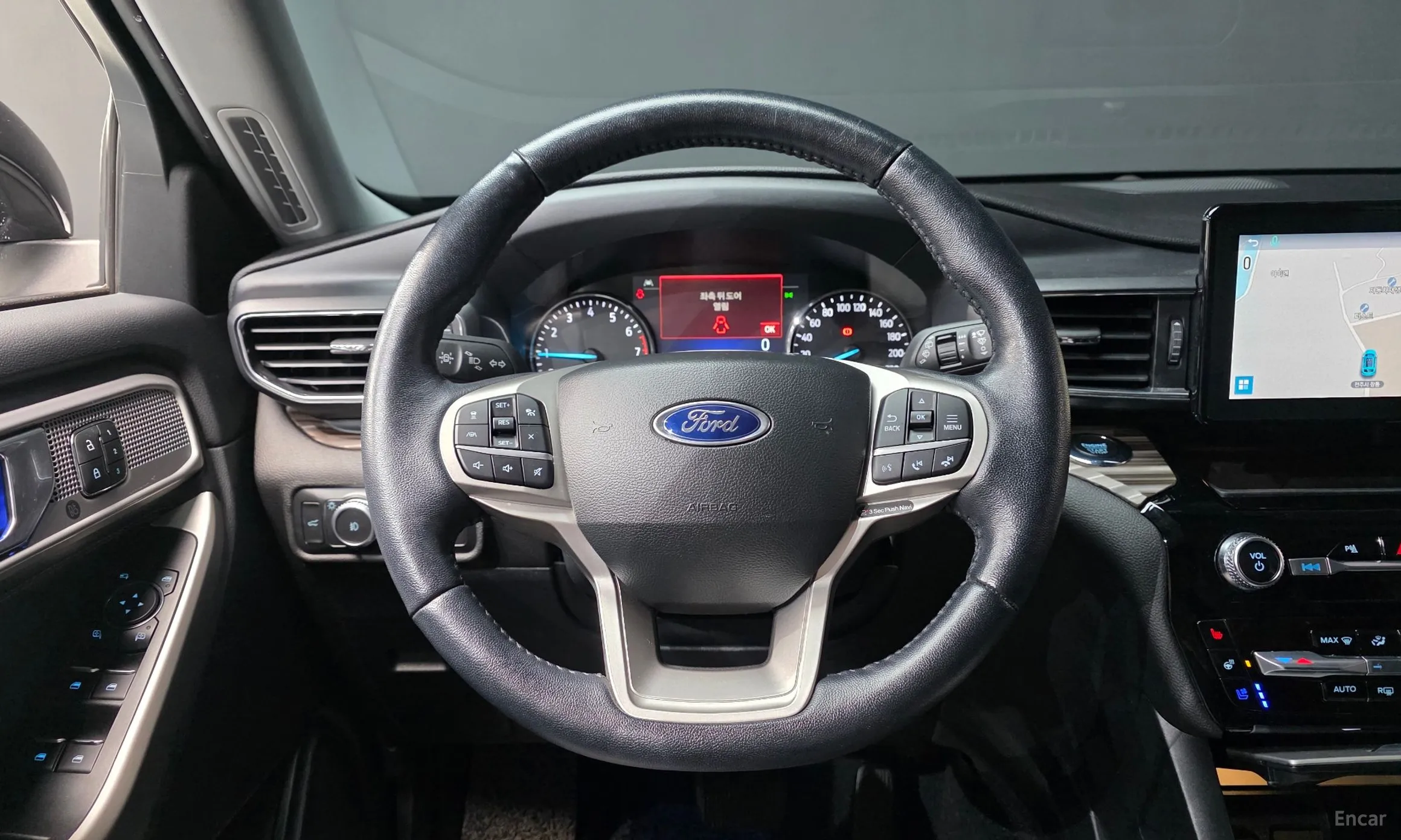 Ford Explorer 6th Generation превью 14