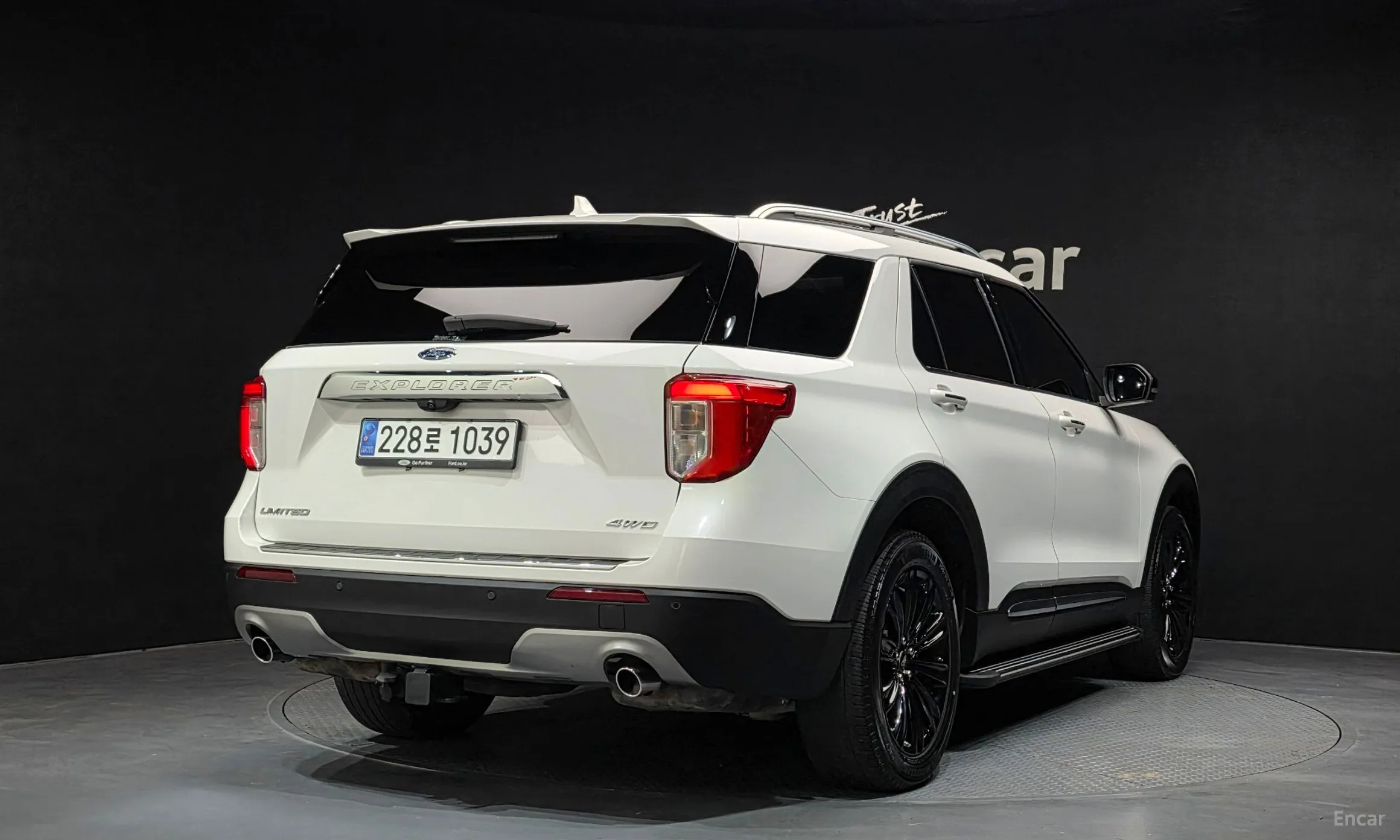 Ford Explorer 6th Generation превью 2