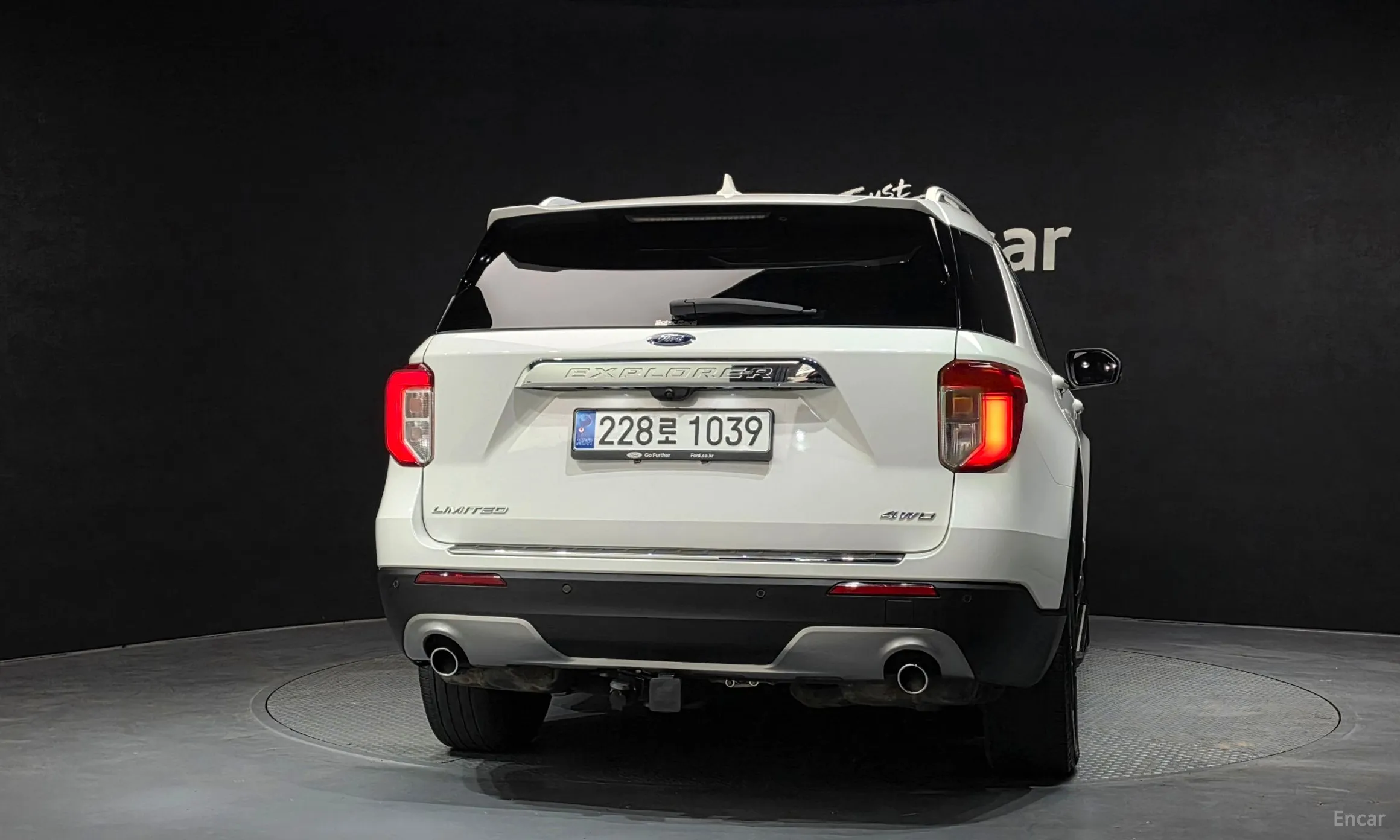 Ford Explorer 6th Generation превью 4