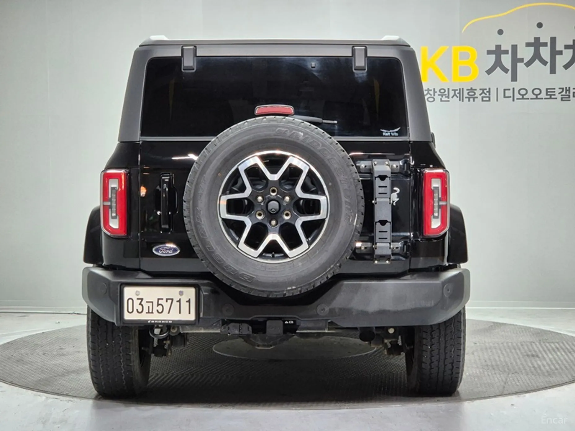 Ford Bronco 6th Generation превью 4