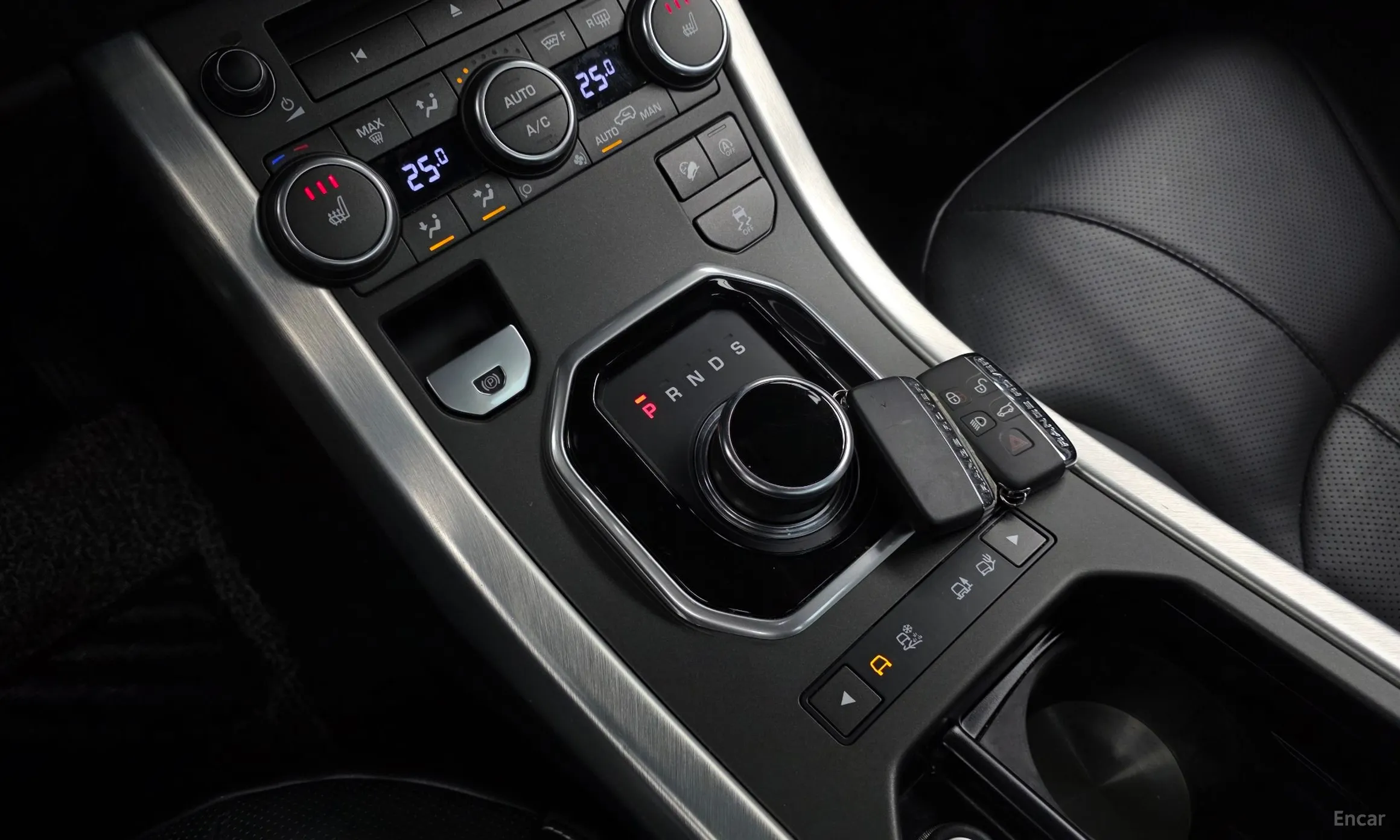 Land Rover Range Rover Evoque превью 9