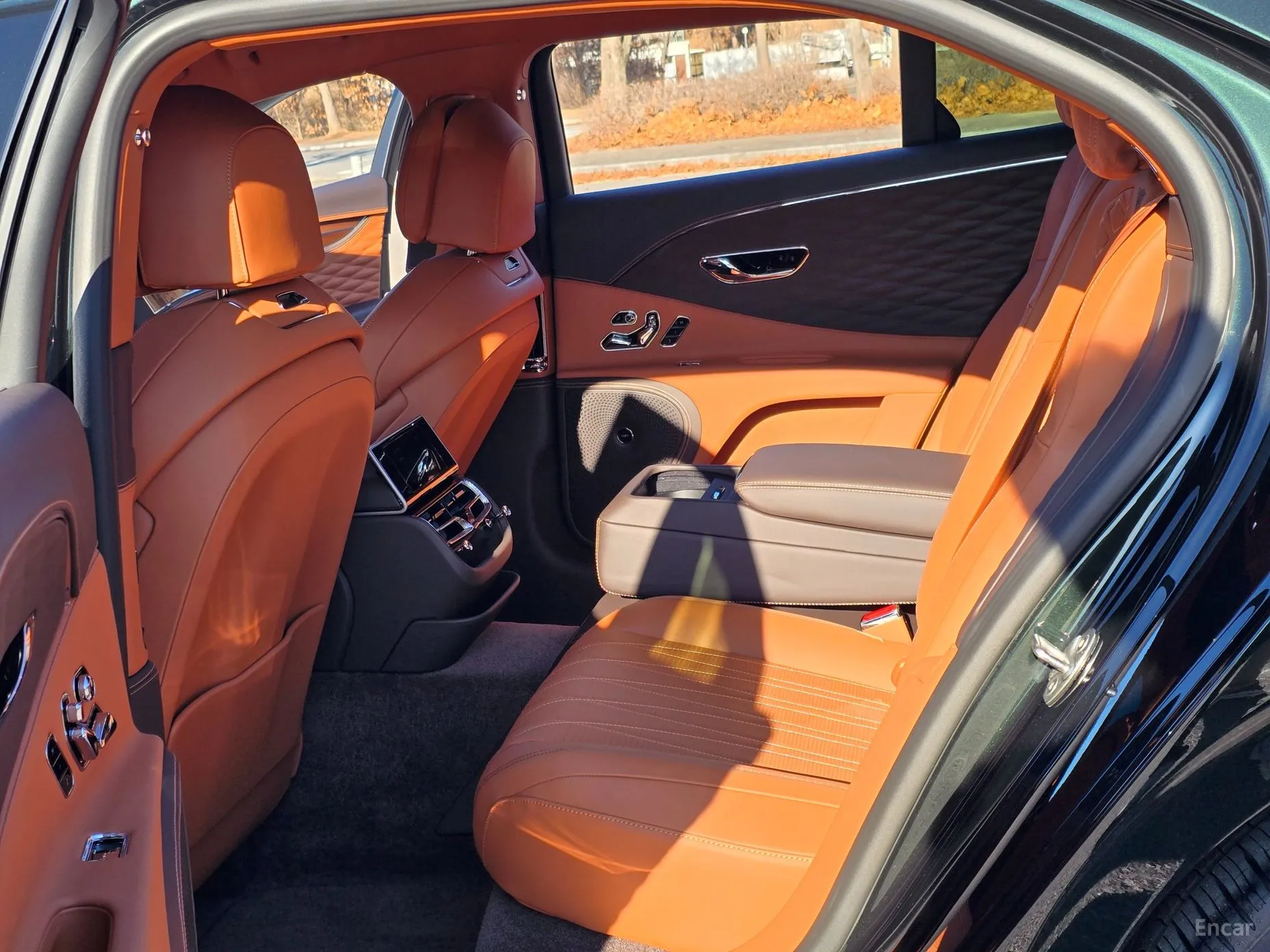 Bentley Flying Spur 3rd Generation превью 14
