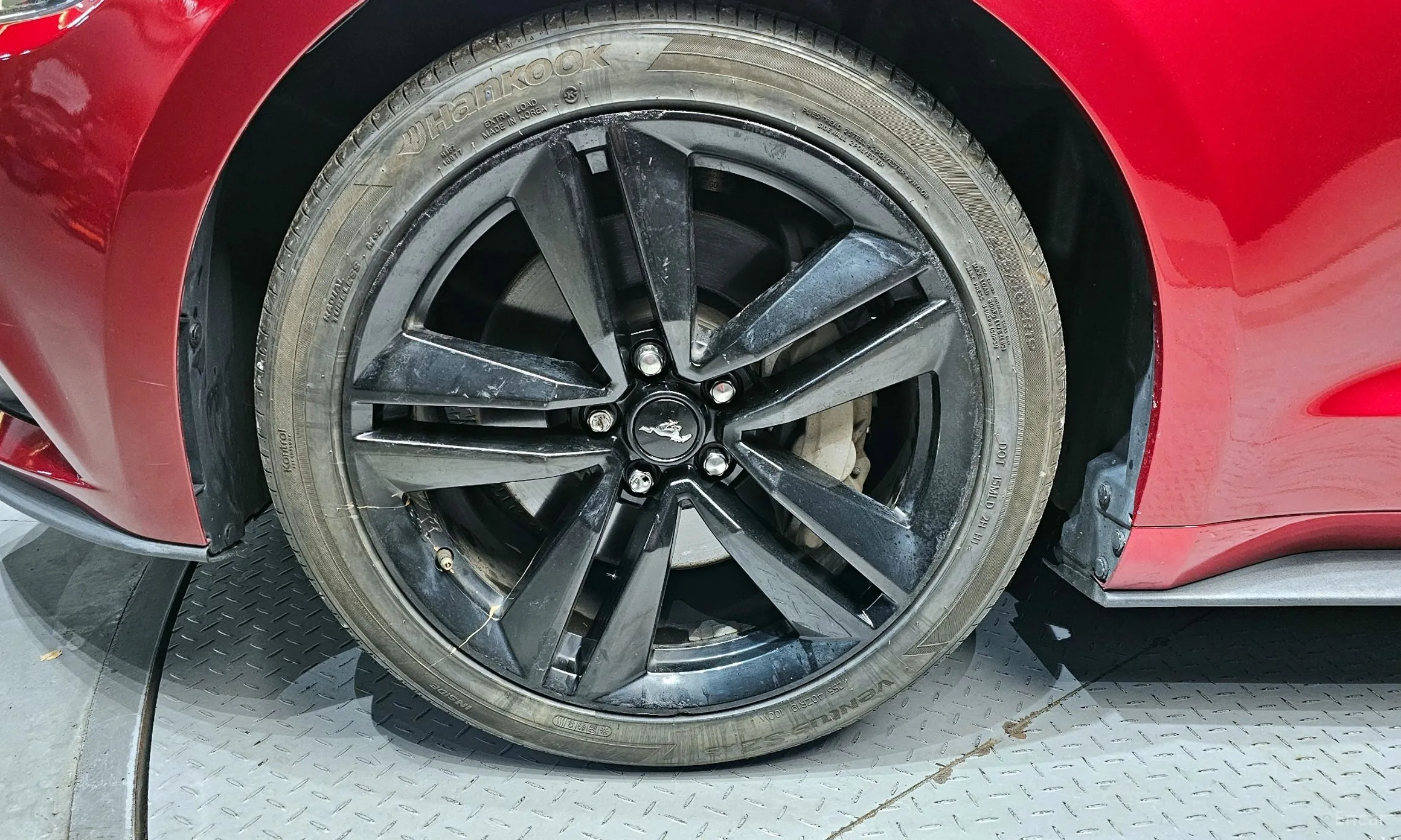 Ford Mustang превью 5