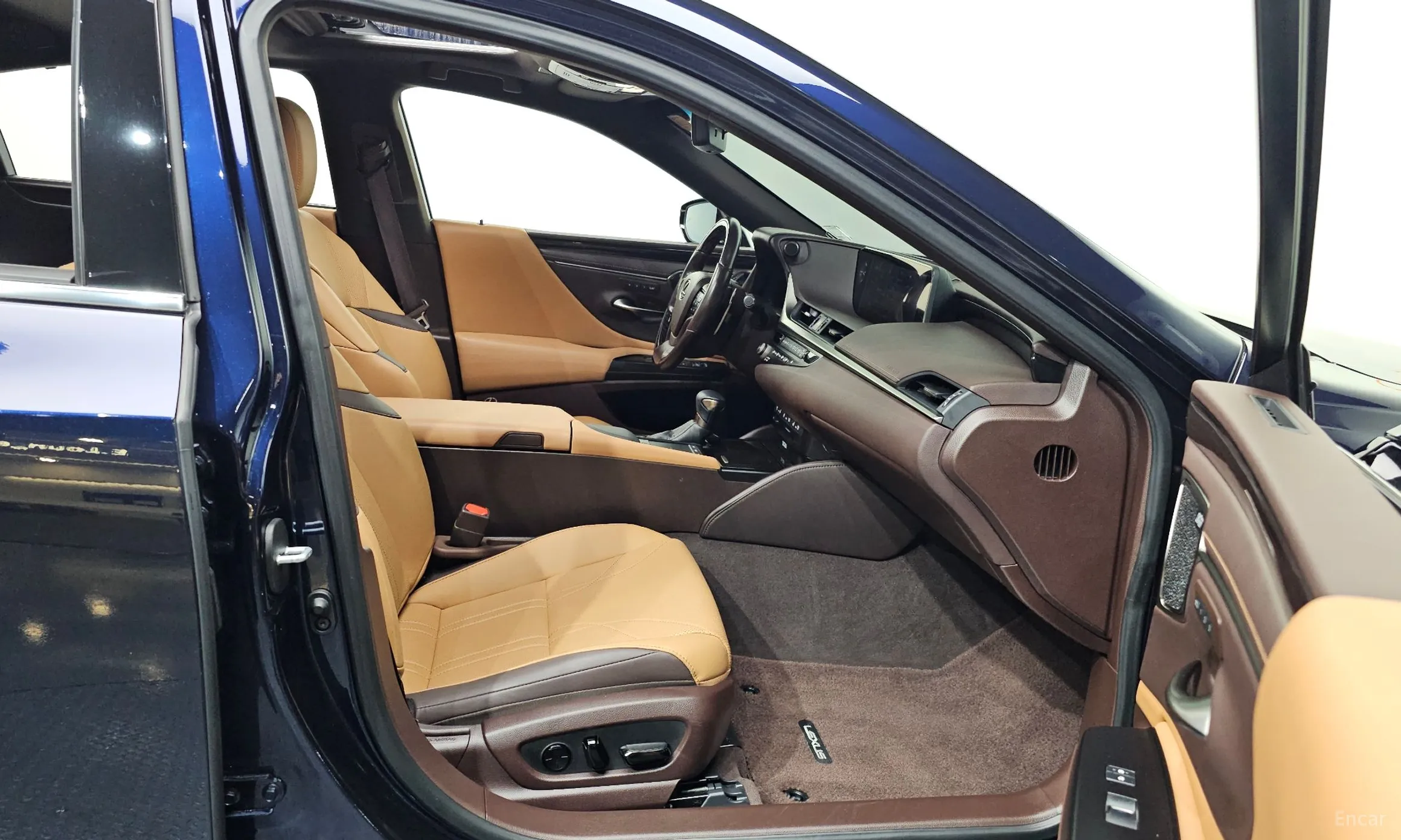 Lexus ES300h 7th Generation превью 11