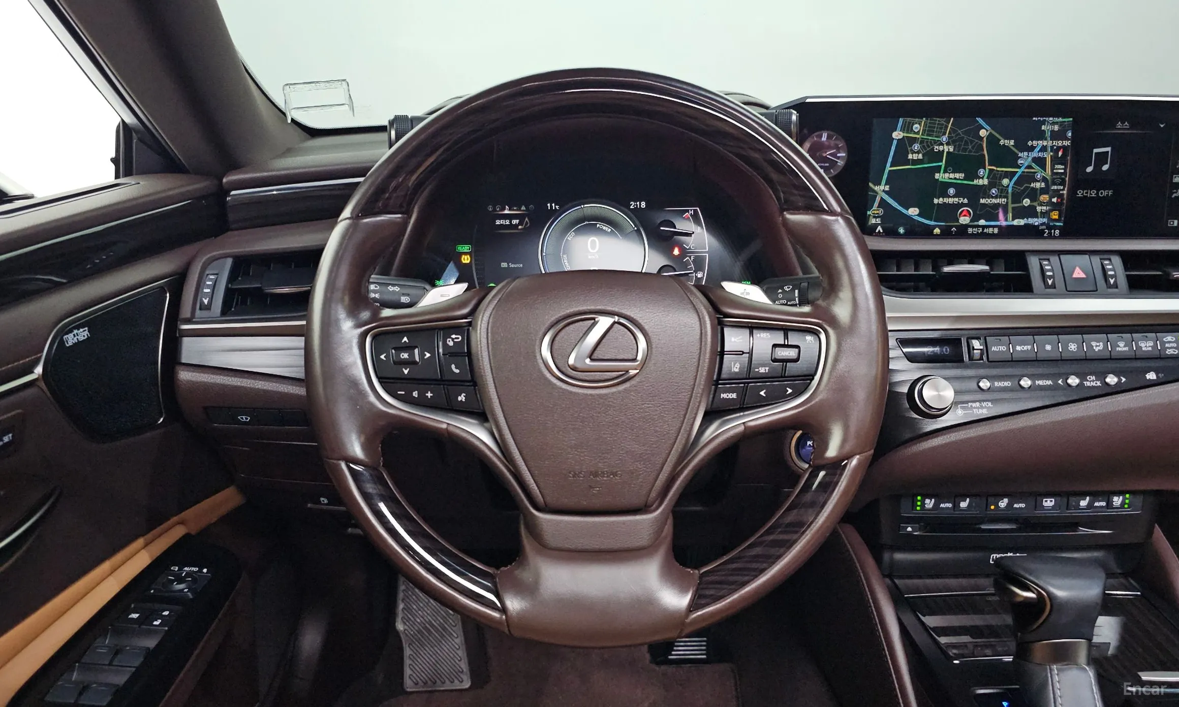 Lexus ES300h 7th Generation превью 12