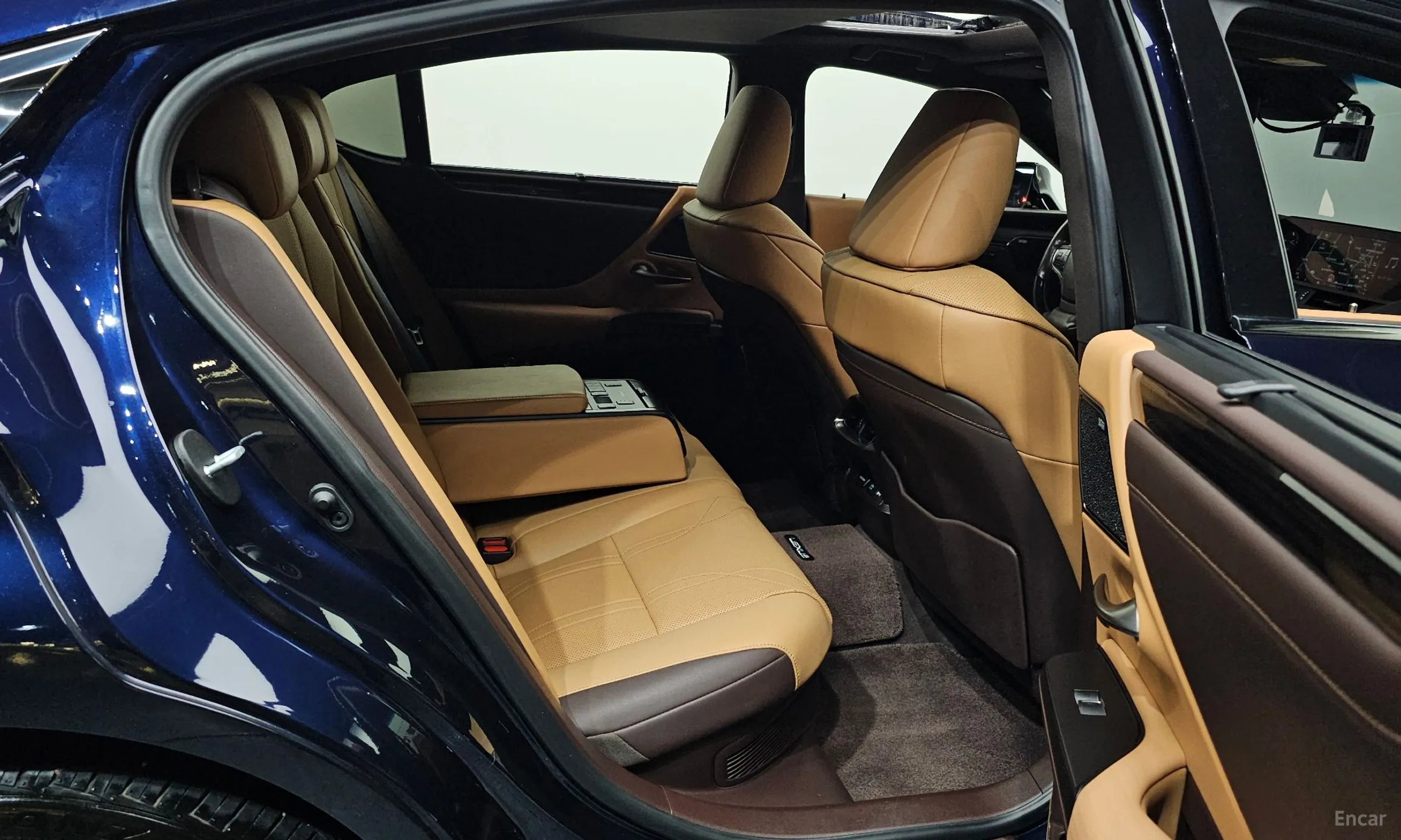 Lexus ES300h 7th Generation превью 13