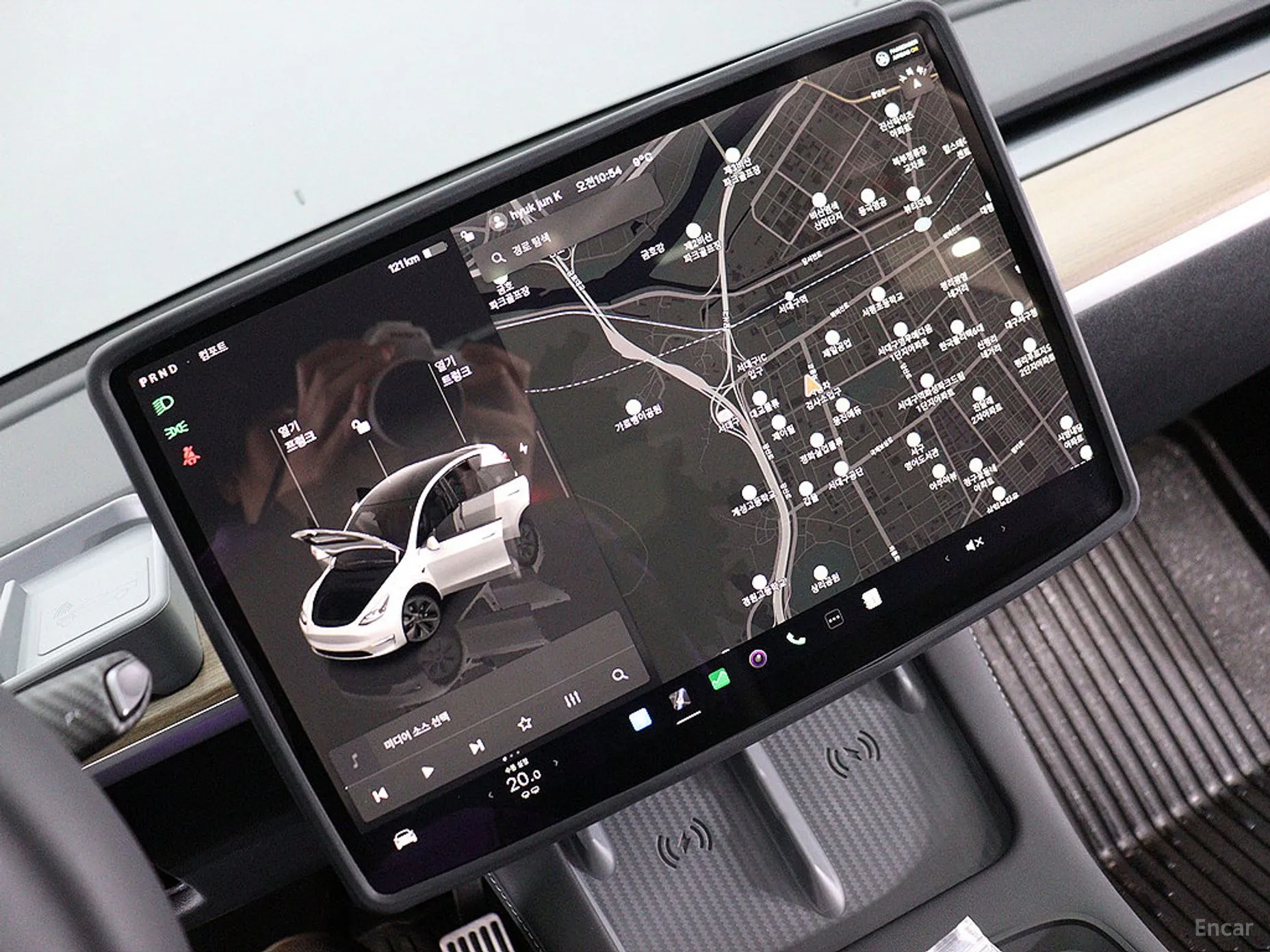 Tesla Model Y превью 17