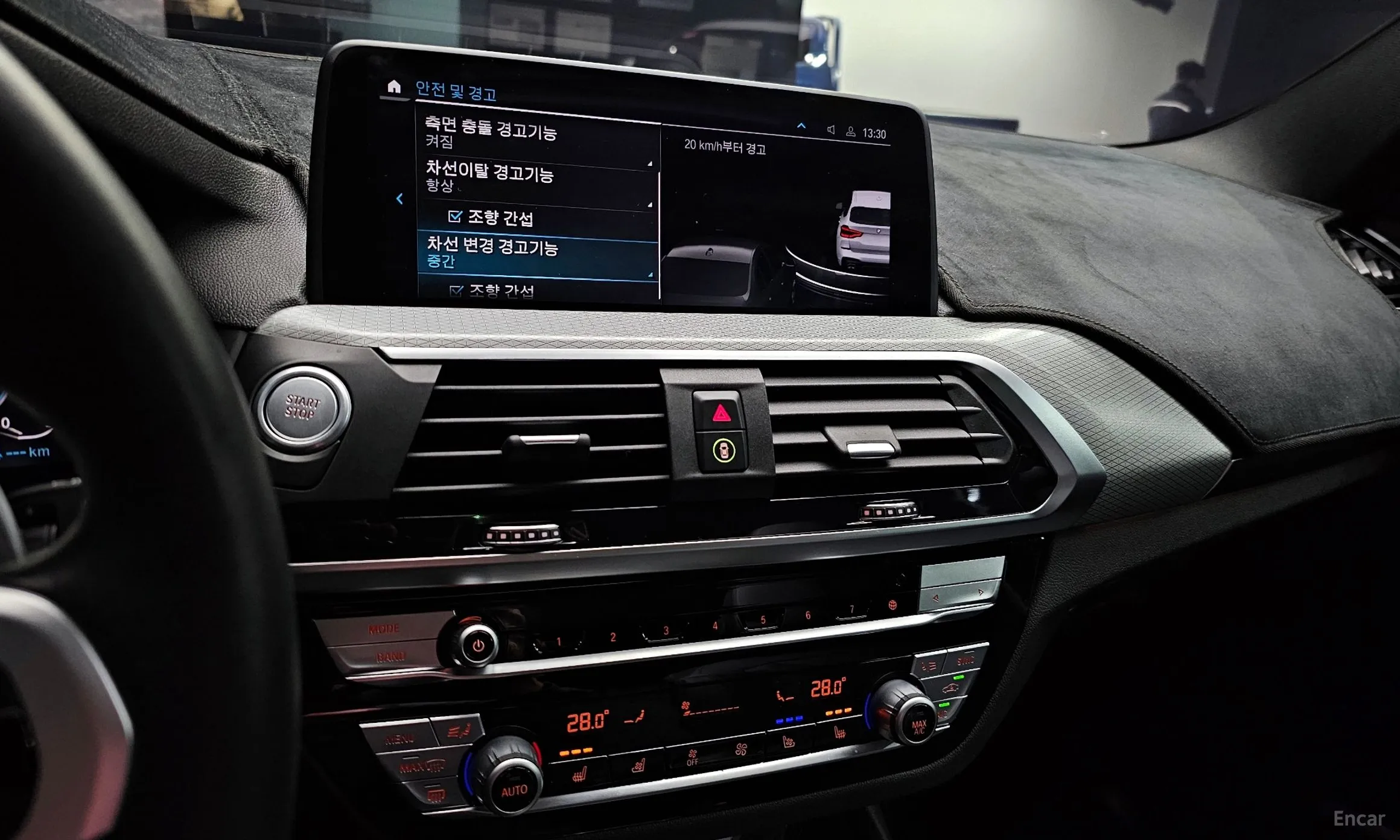 BMW X3 (G01) превью 14