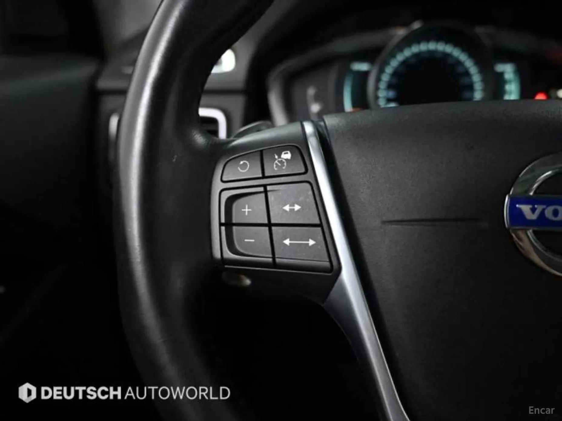 Volvo S80 превью 18