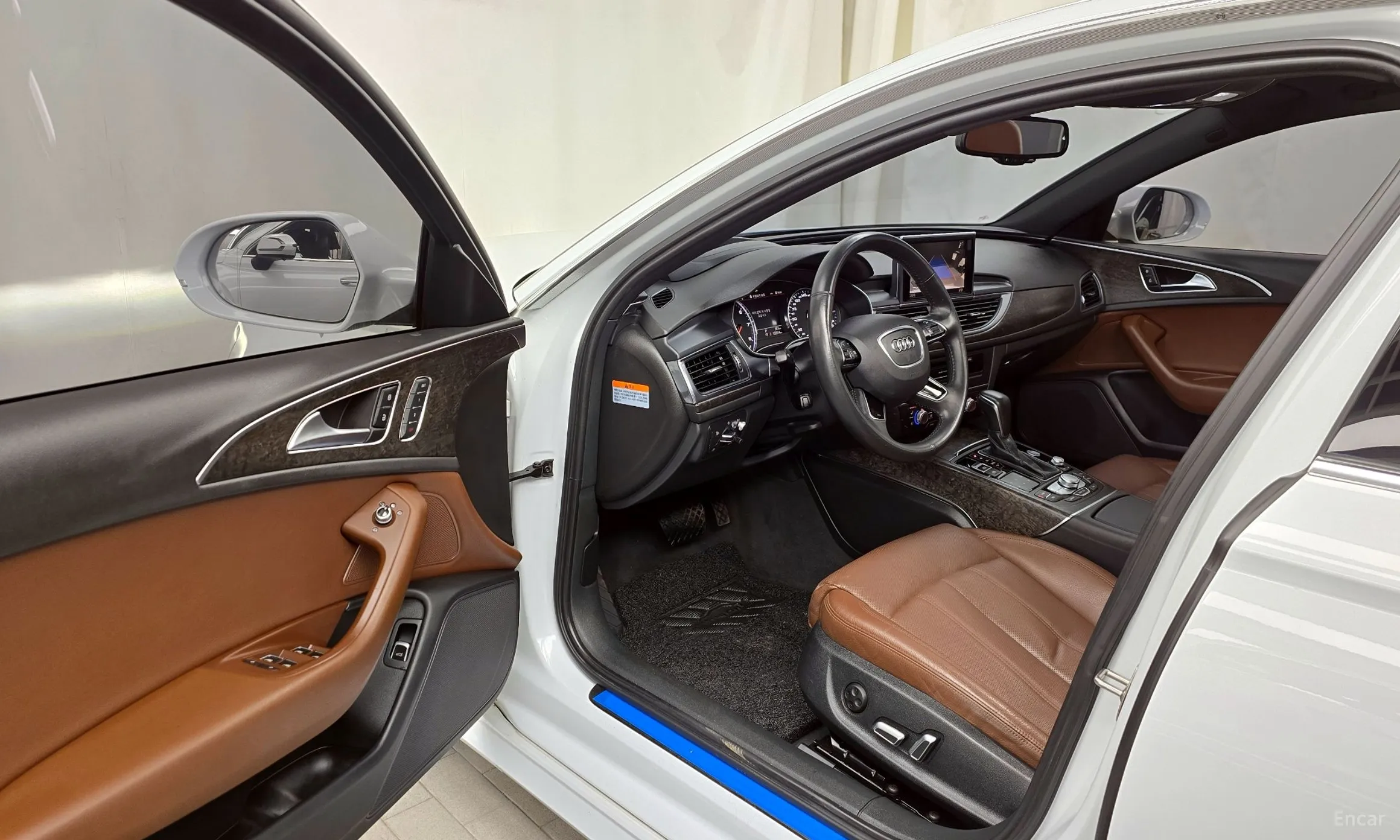 Audi New A6 превью 10