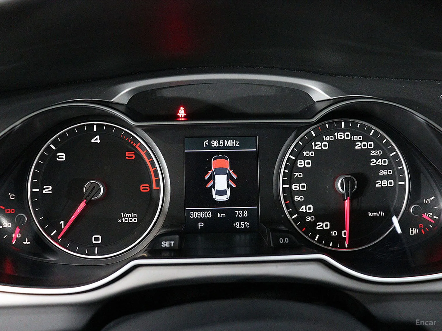 Audi New A4 превью 6