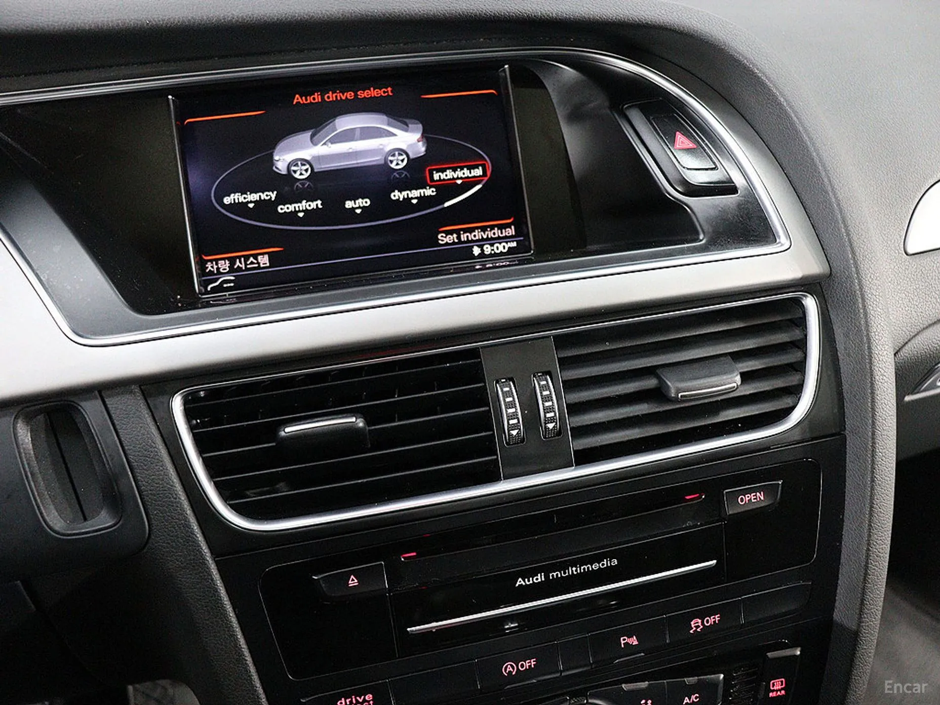 Audi New A4 превью 7