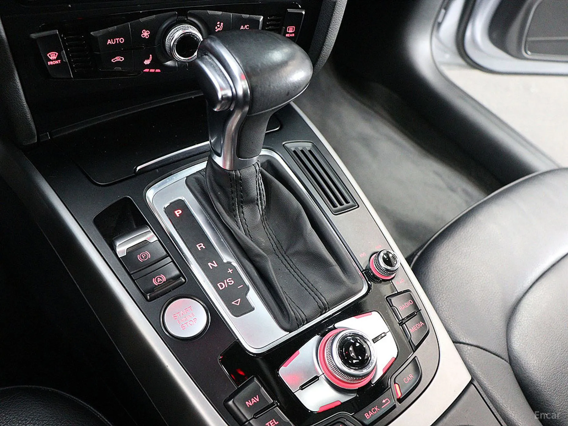Audi New A4 превью 8