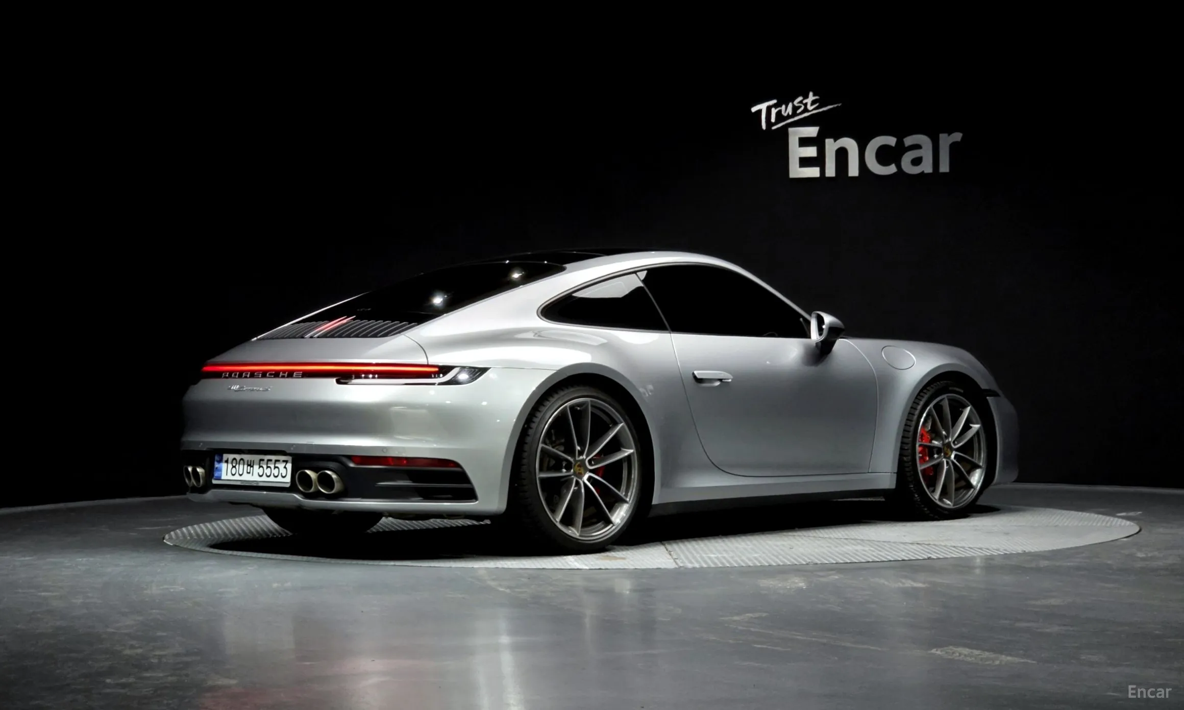 Porsche 911 (992) превью 2
