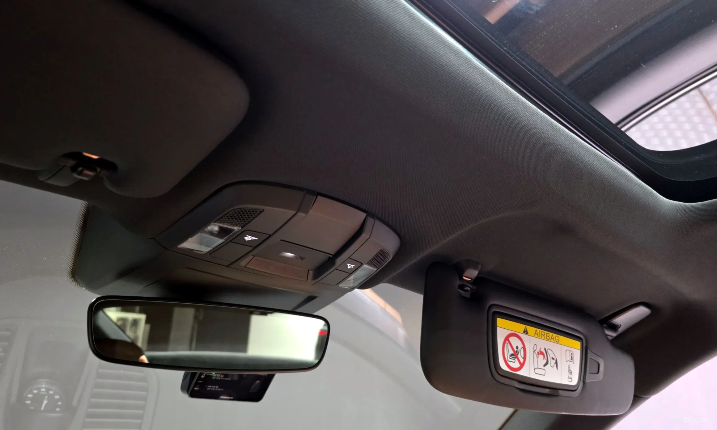 Porsche 911 (992) превью 17