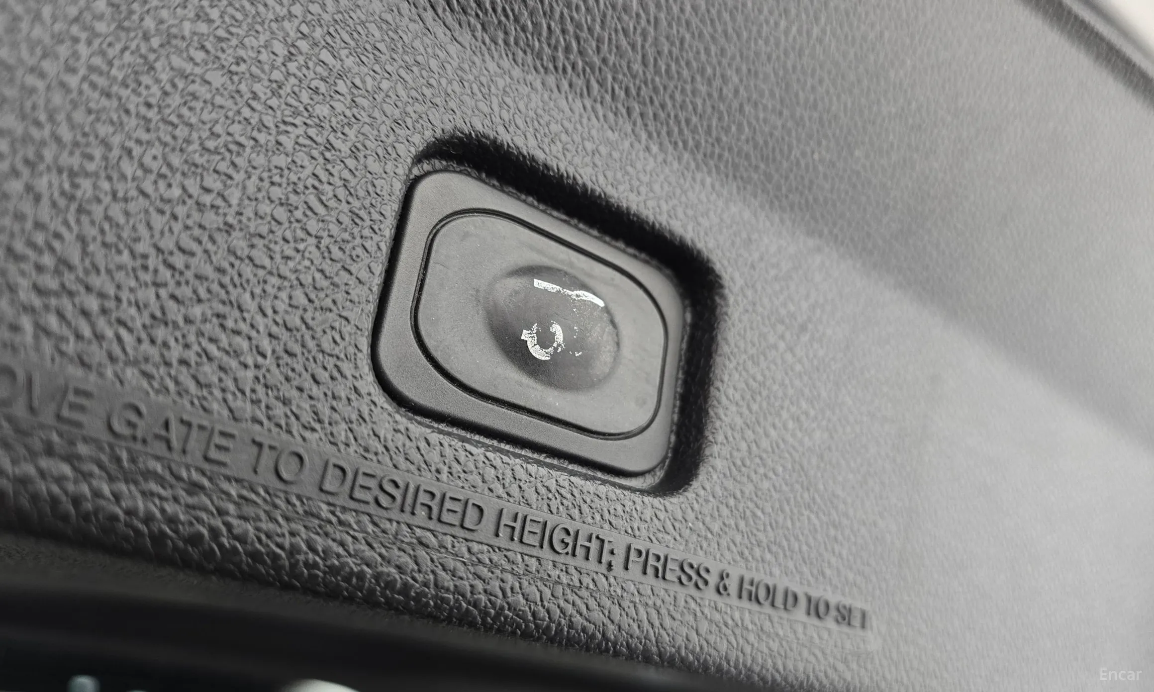 Ford Explorer превью 20