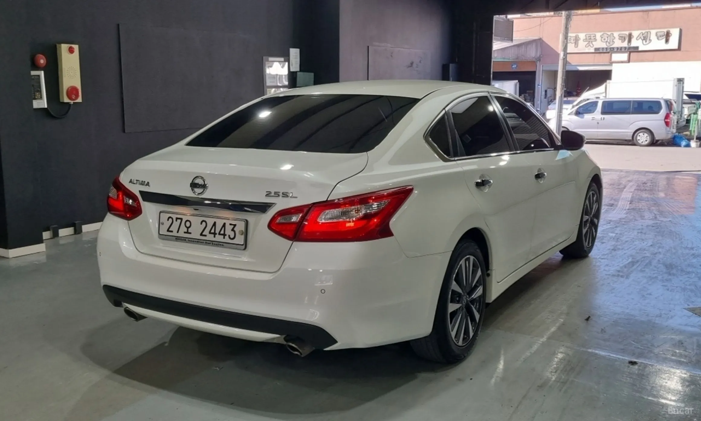 Nissan Altima