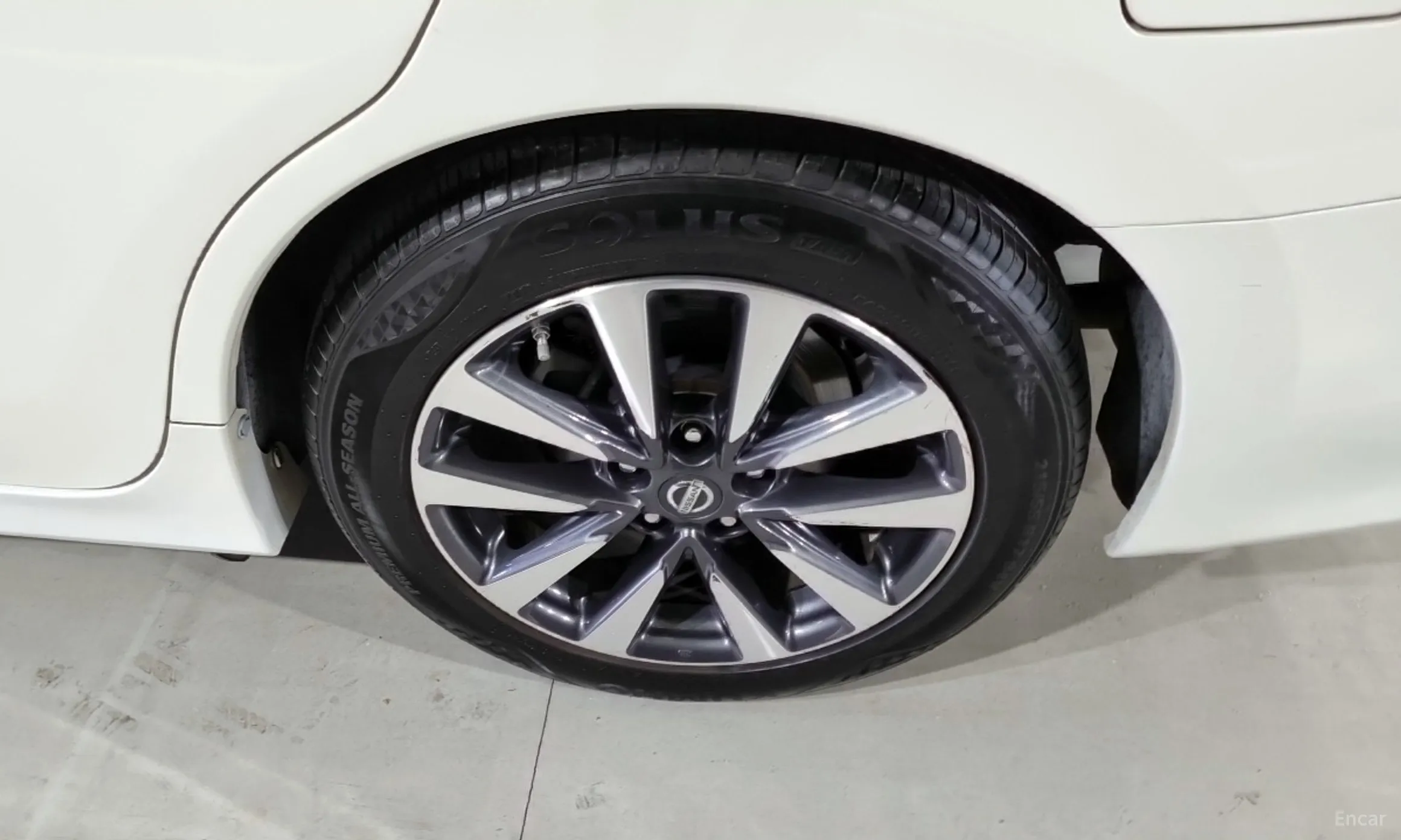 Nissan Altima превью 5