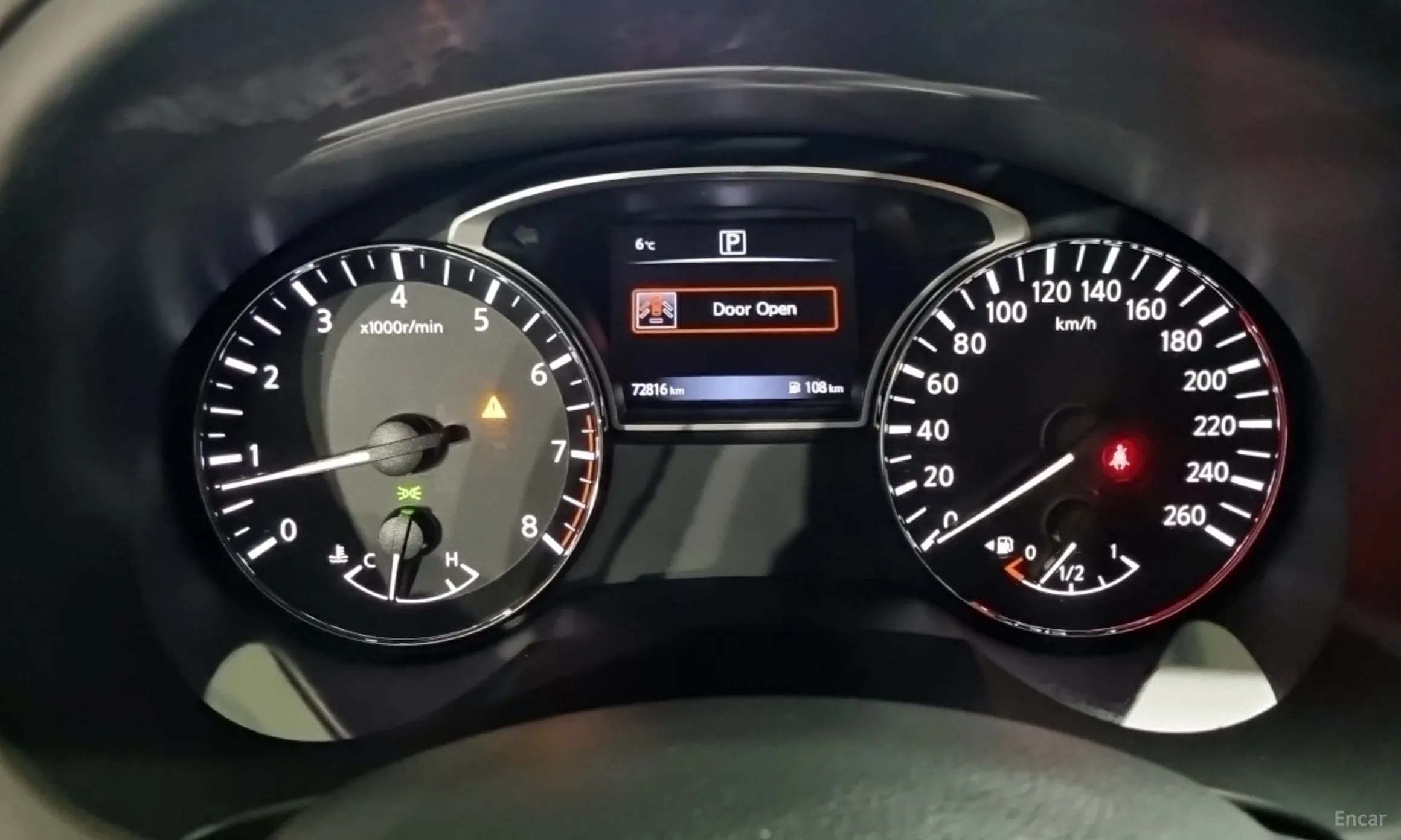 Nissan Altima превью 8
